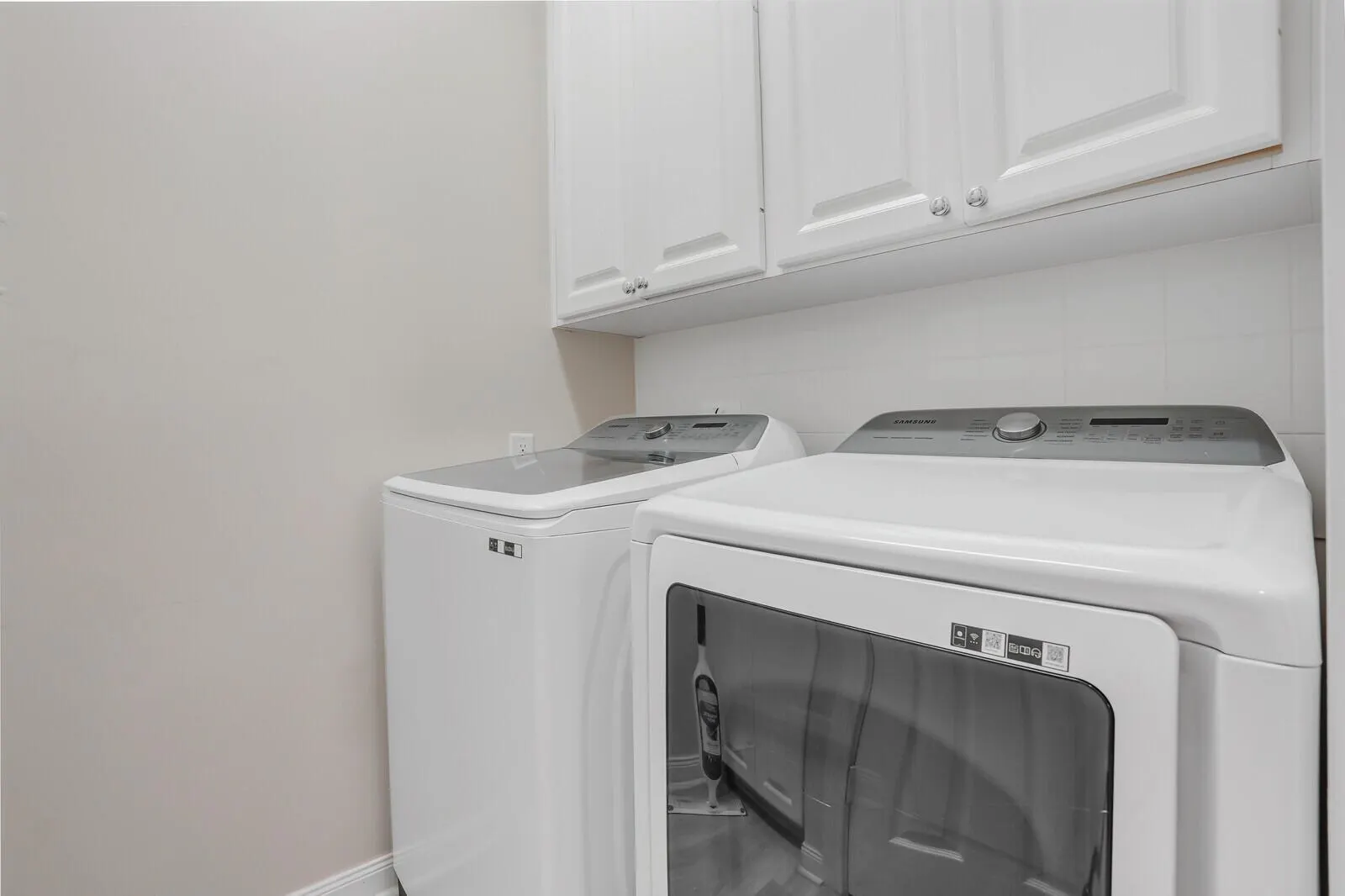 231 Caravelle Drive