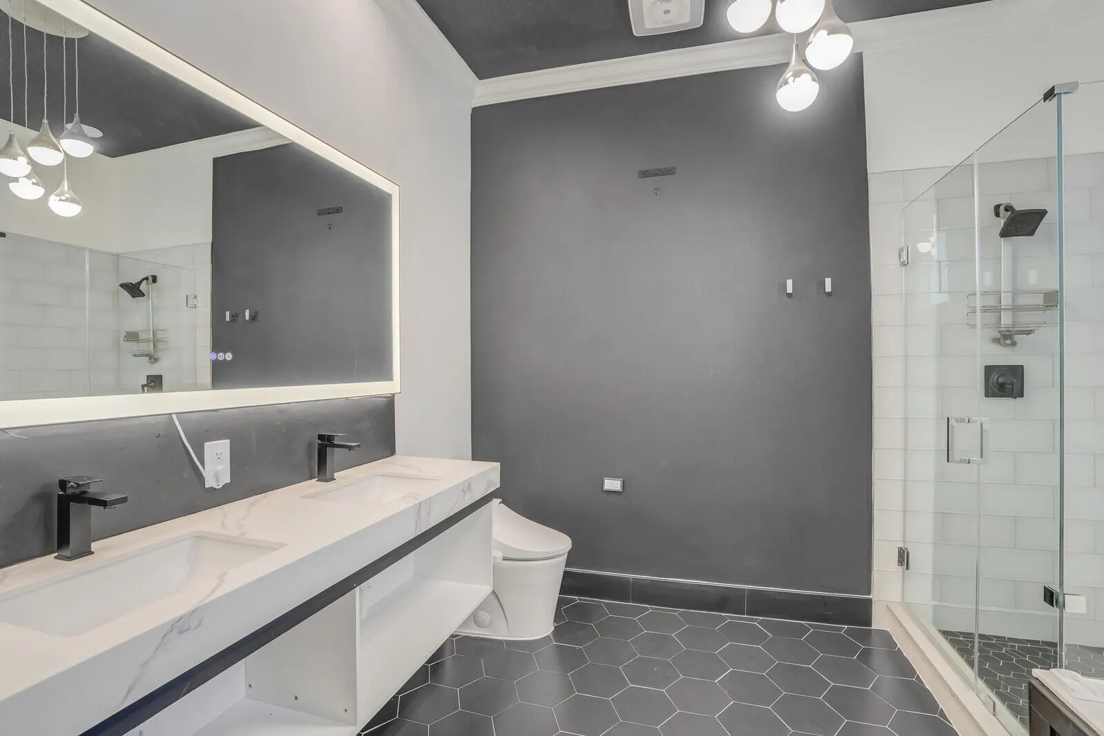231 Caravelle Drive