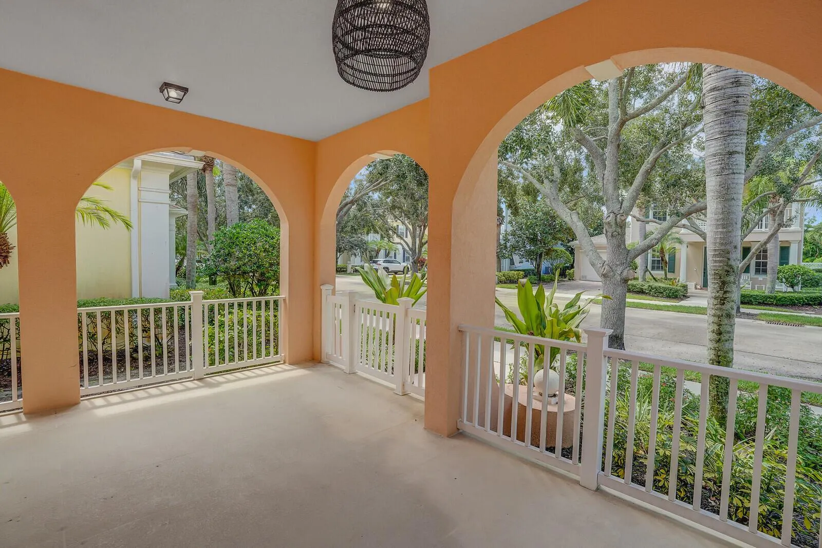 231 Caravelle Drive