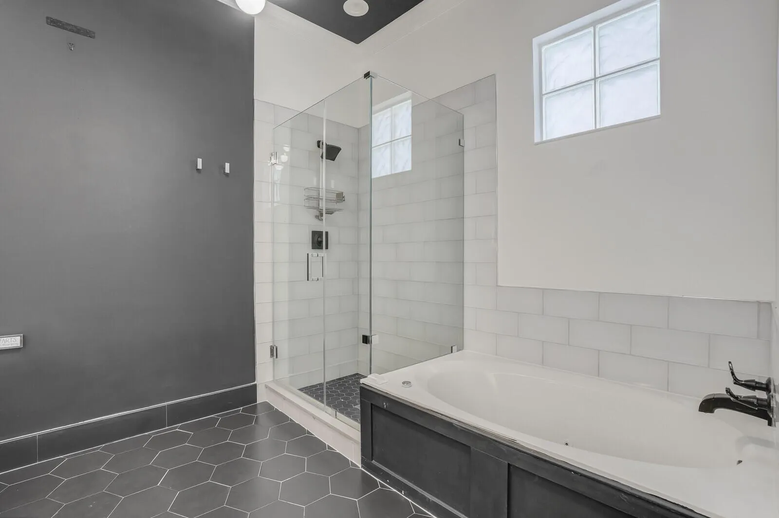 231 Caravelle Drive