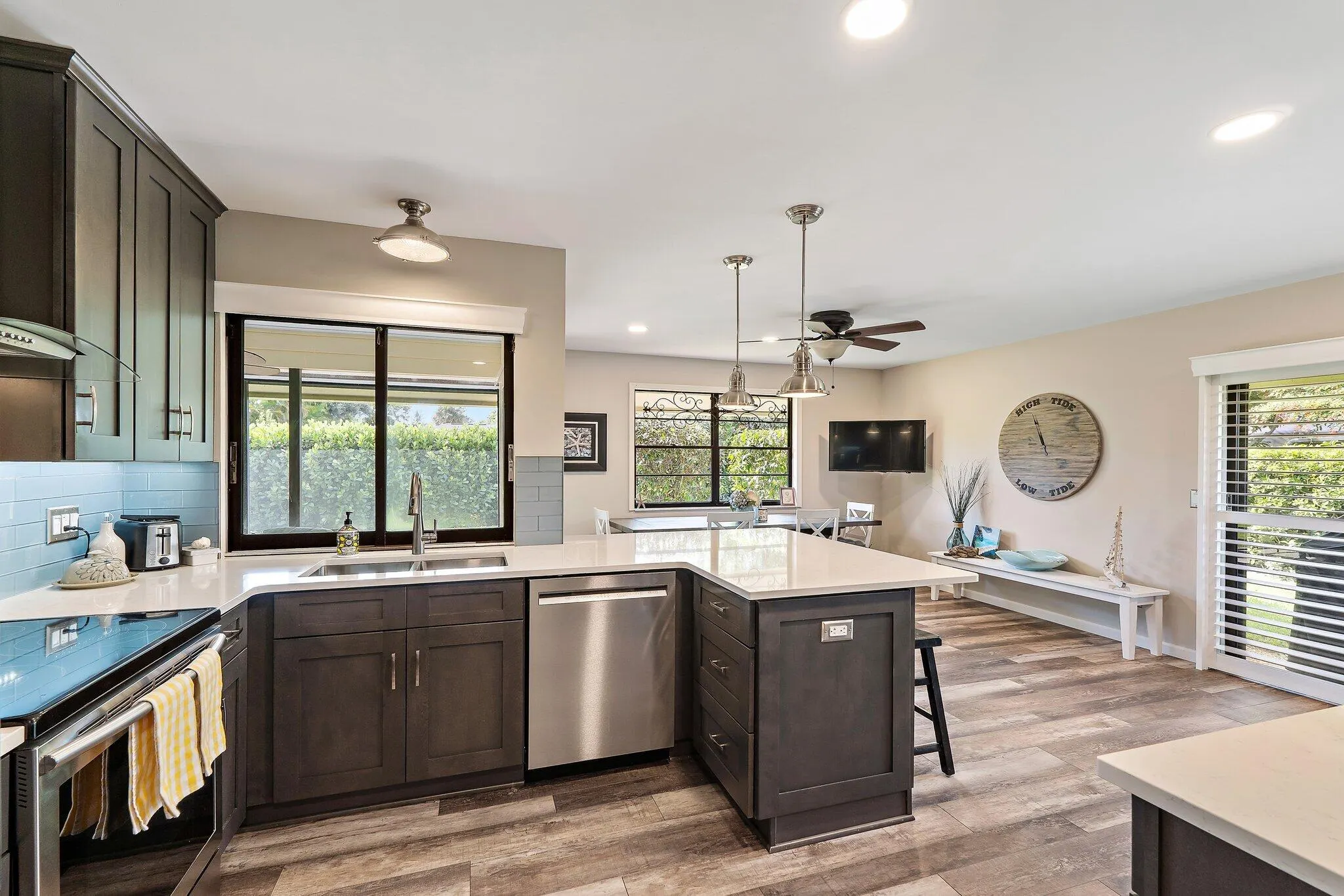 10690 SE Jupiter Narrows Drive