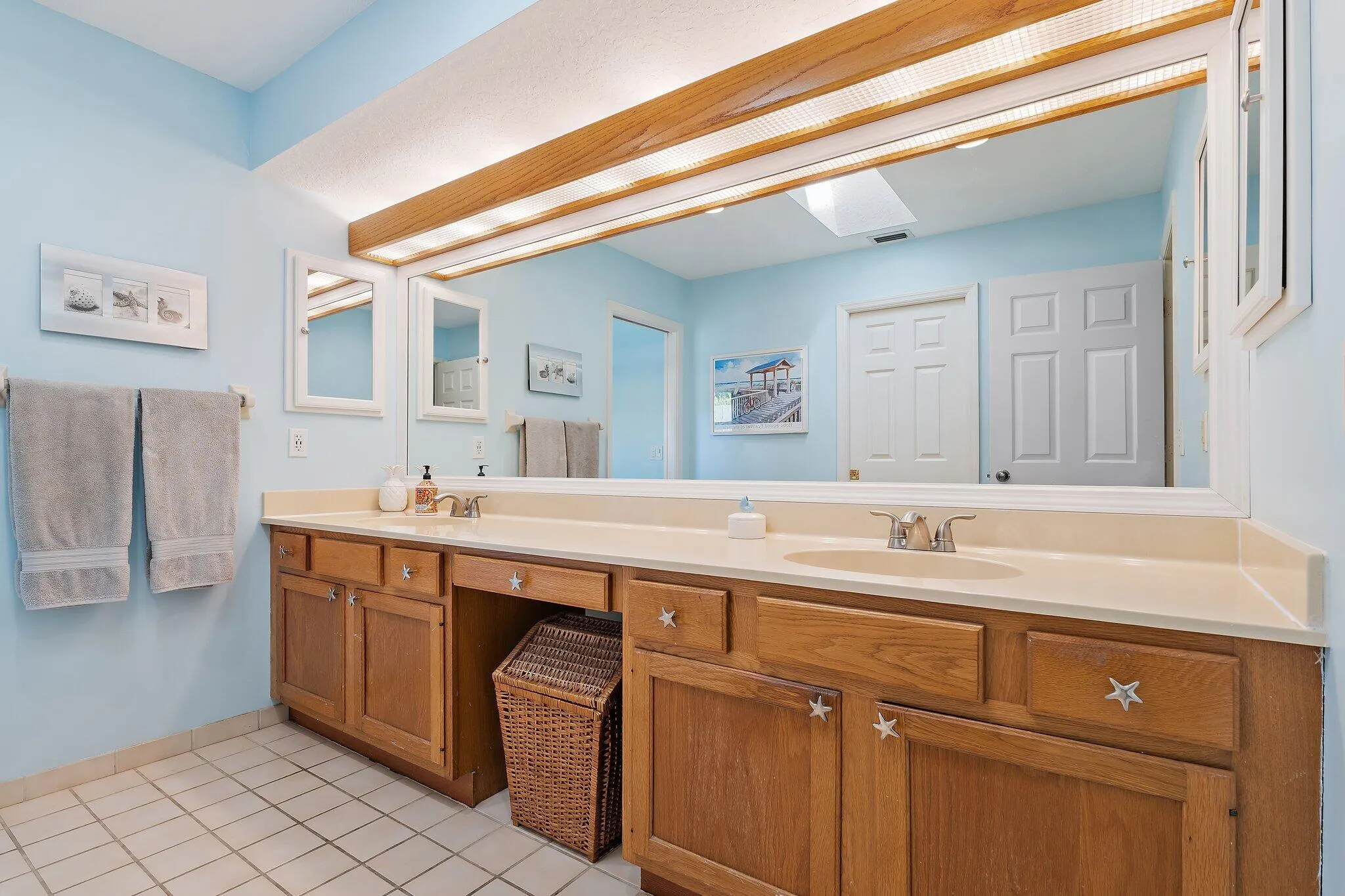 10690 SE Jupiter Narrows Drive