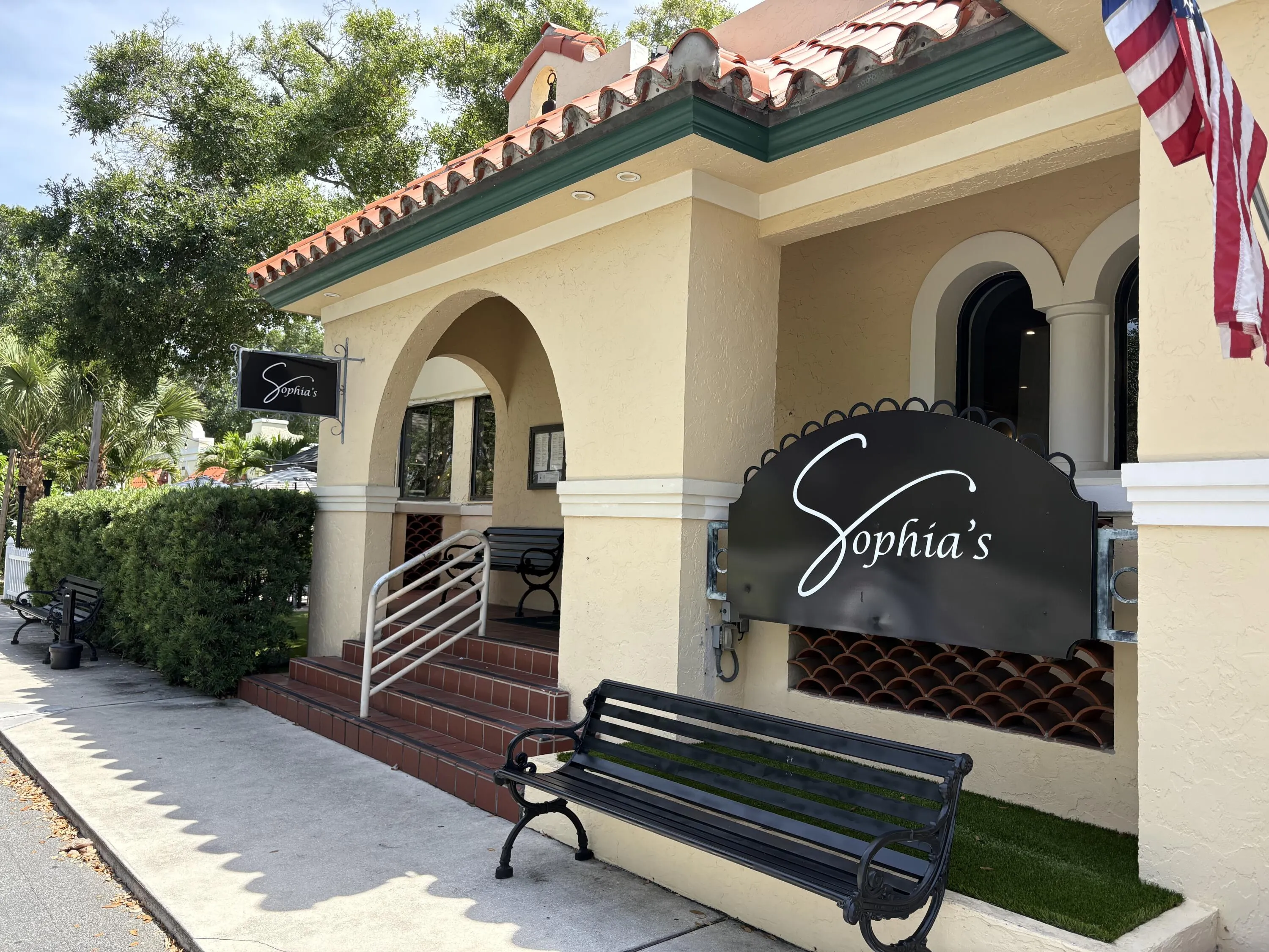 10690 SE Jupiter Narrows Drive