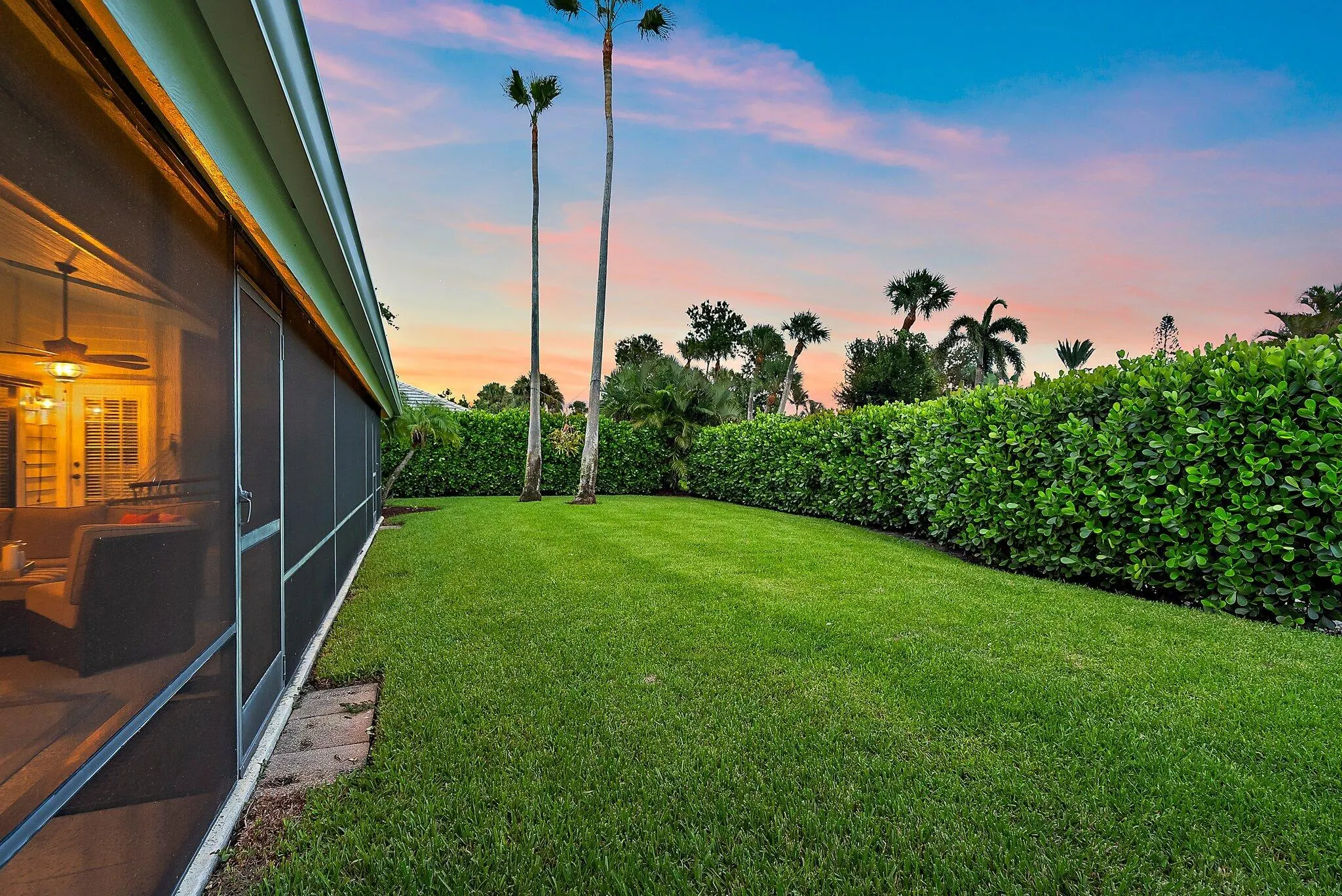 10690 SE Jupiter Narrows Drive