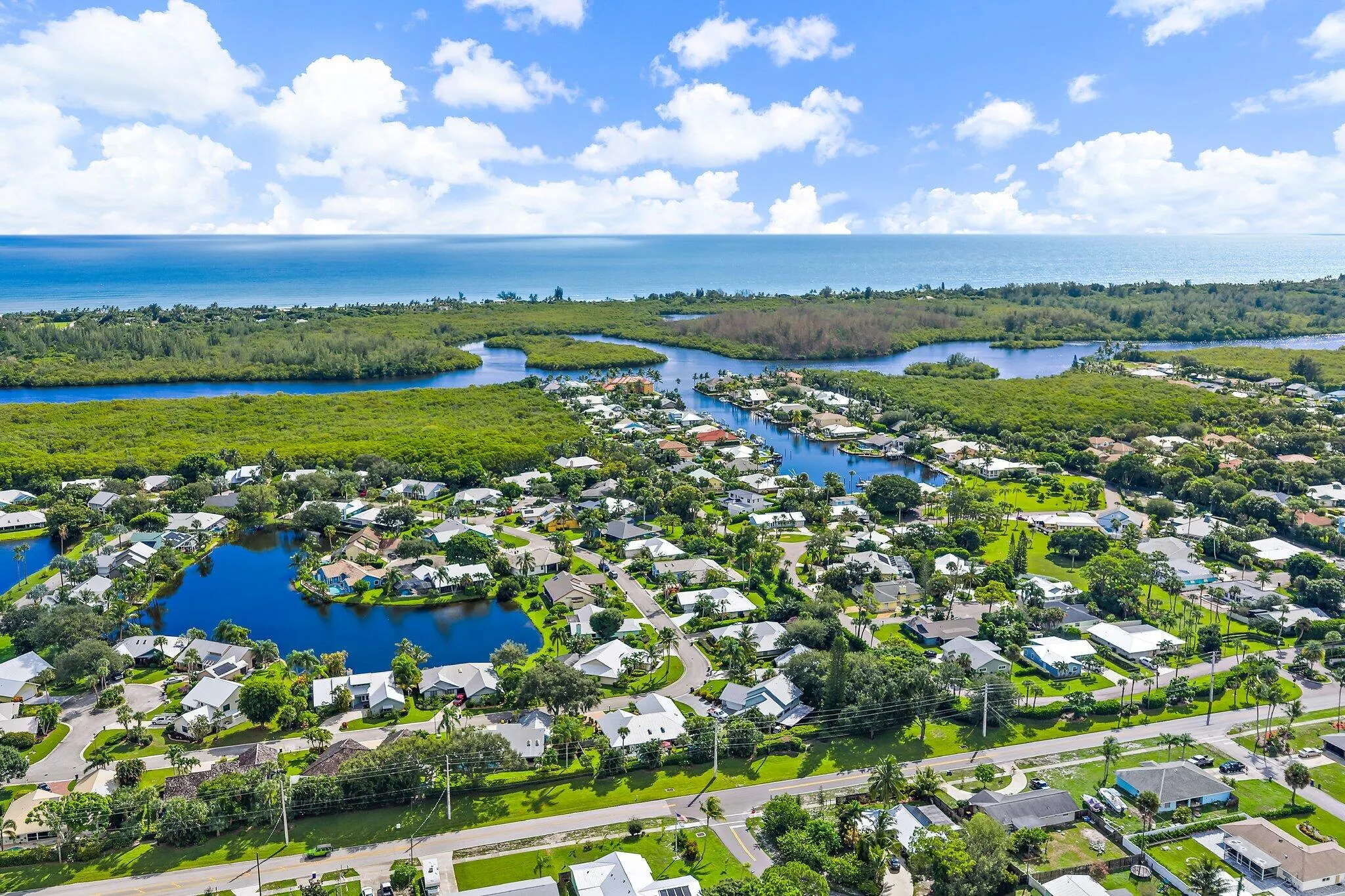 10690 SE Jupiter Narrows Drive