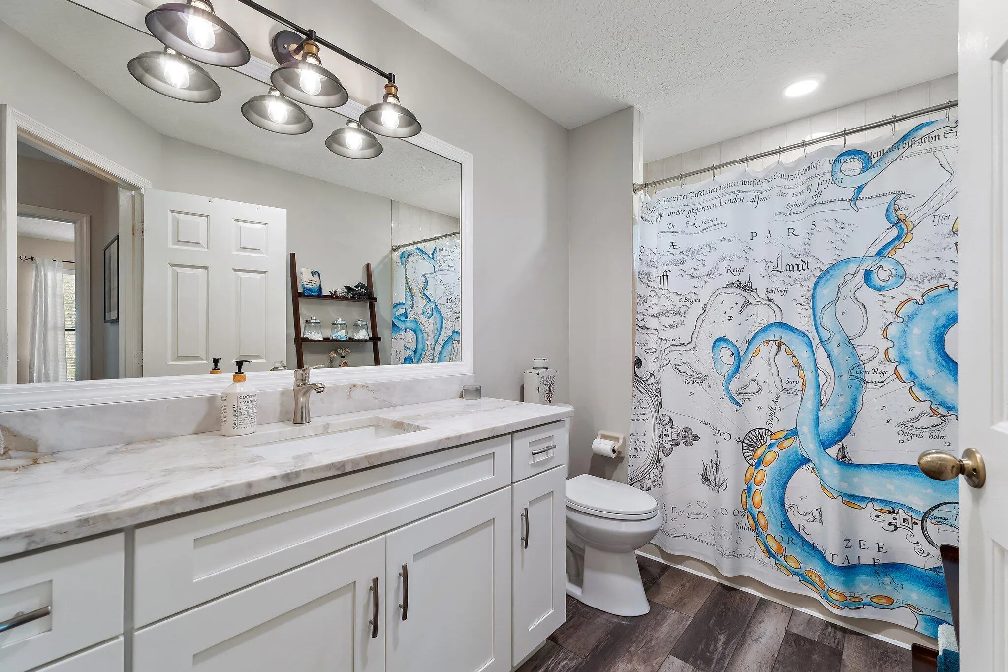 10690 SE Jupiter Narrows Drive
