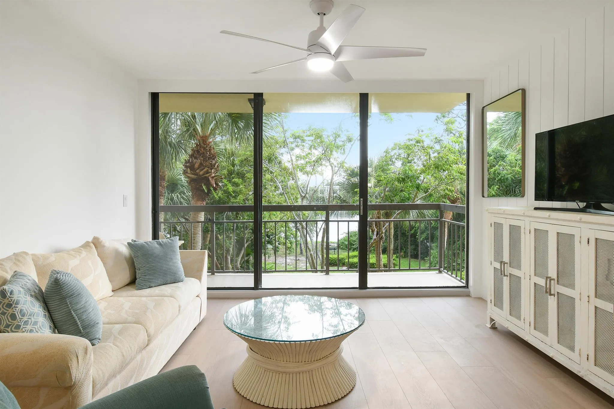 1901 Marina Isle Way, #302