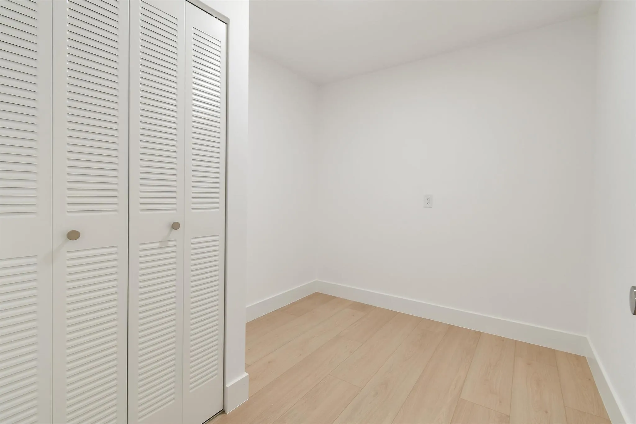 1901 Marina Isle Way, #302