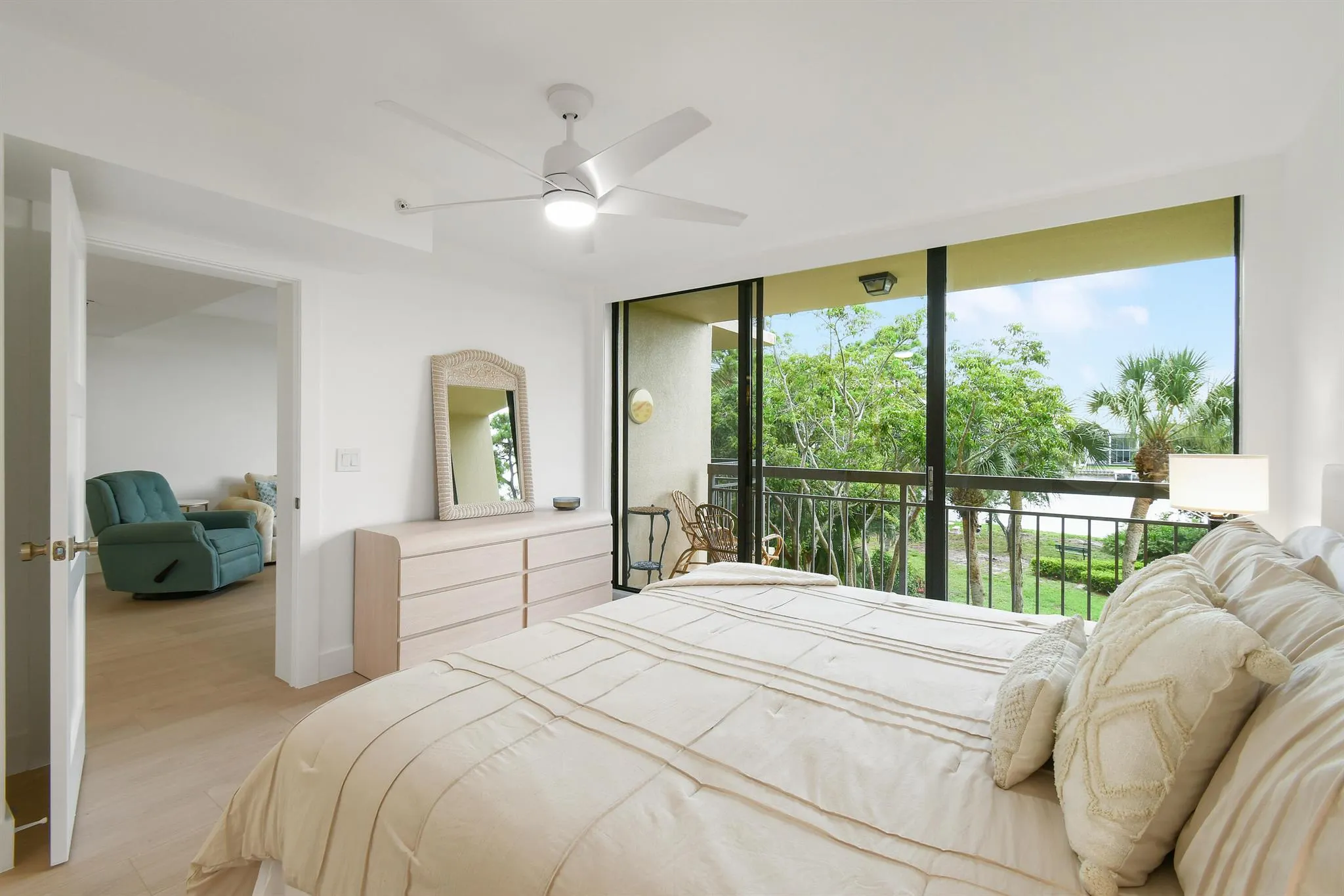 1901 Marina Isle Way, #302