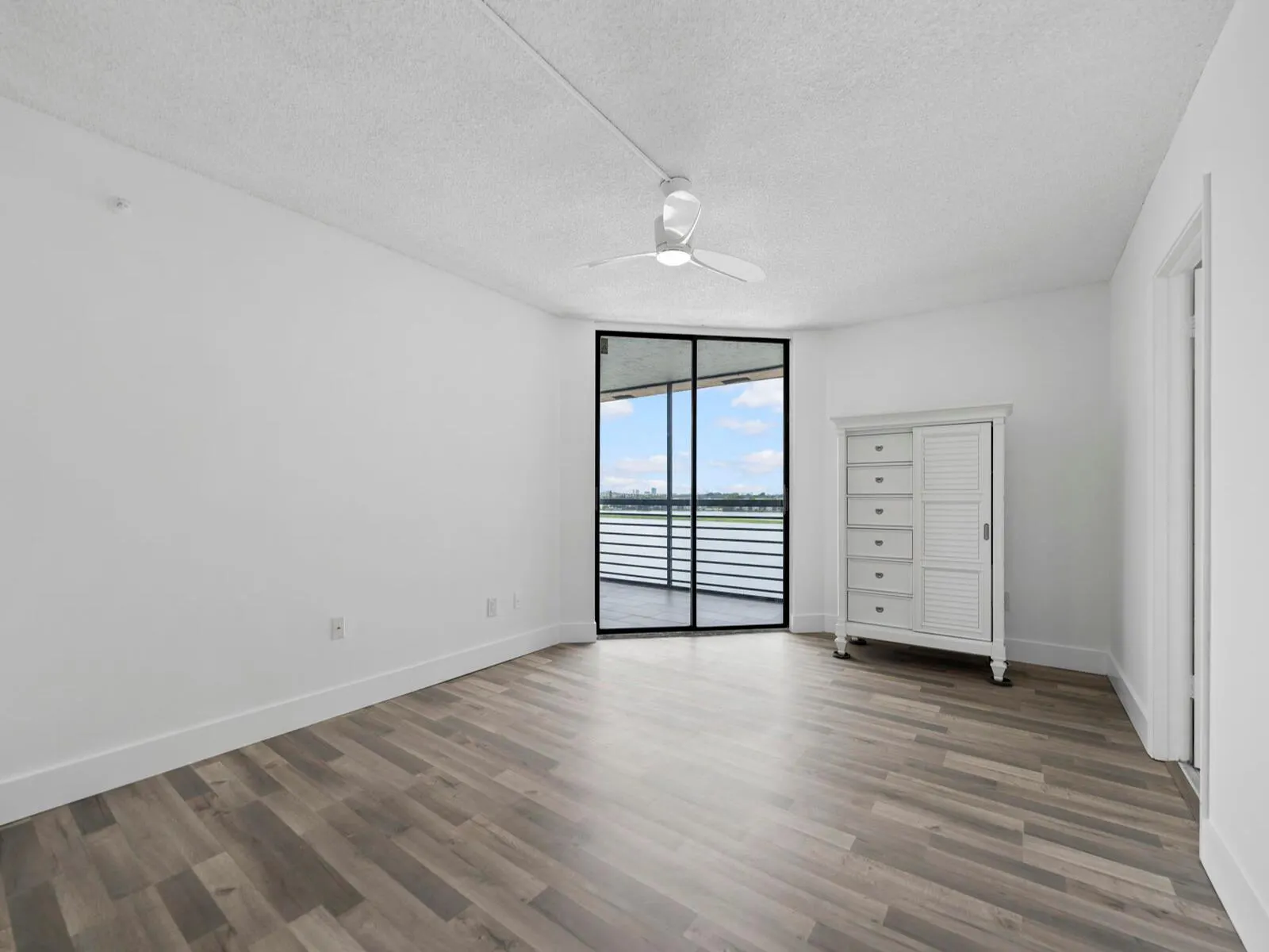 20840 San Simeon Way, #706