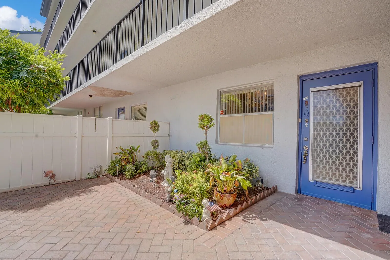 6650 S Oriole Boulevard, #1040