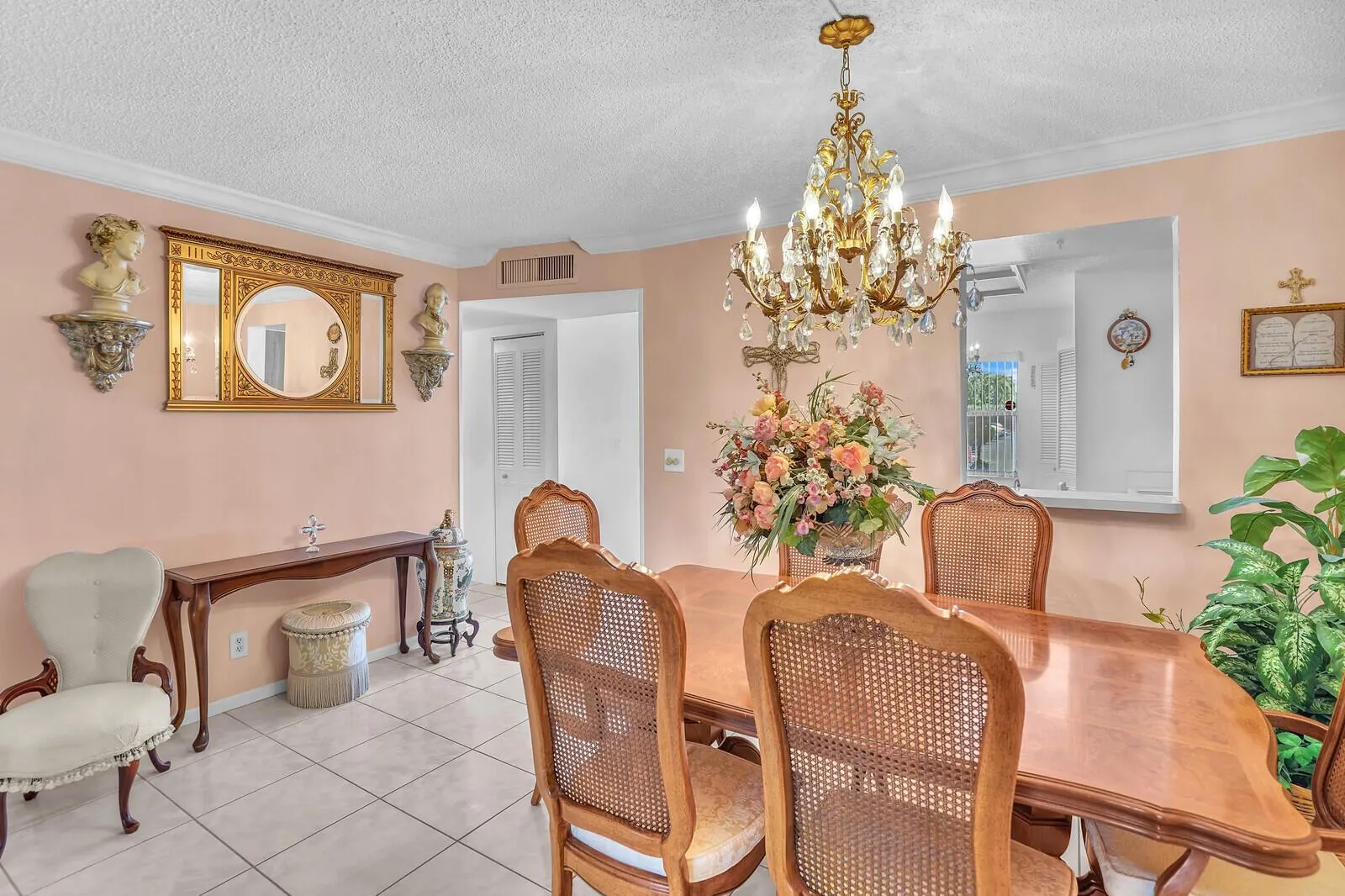 6650 S Oriole Boulevard, #1040
