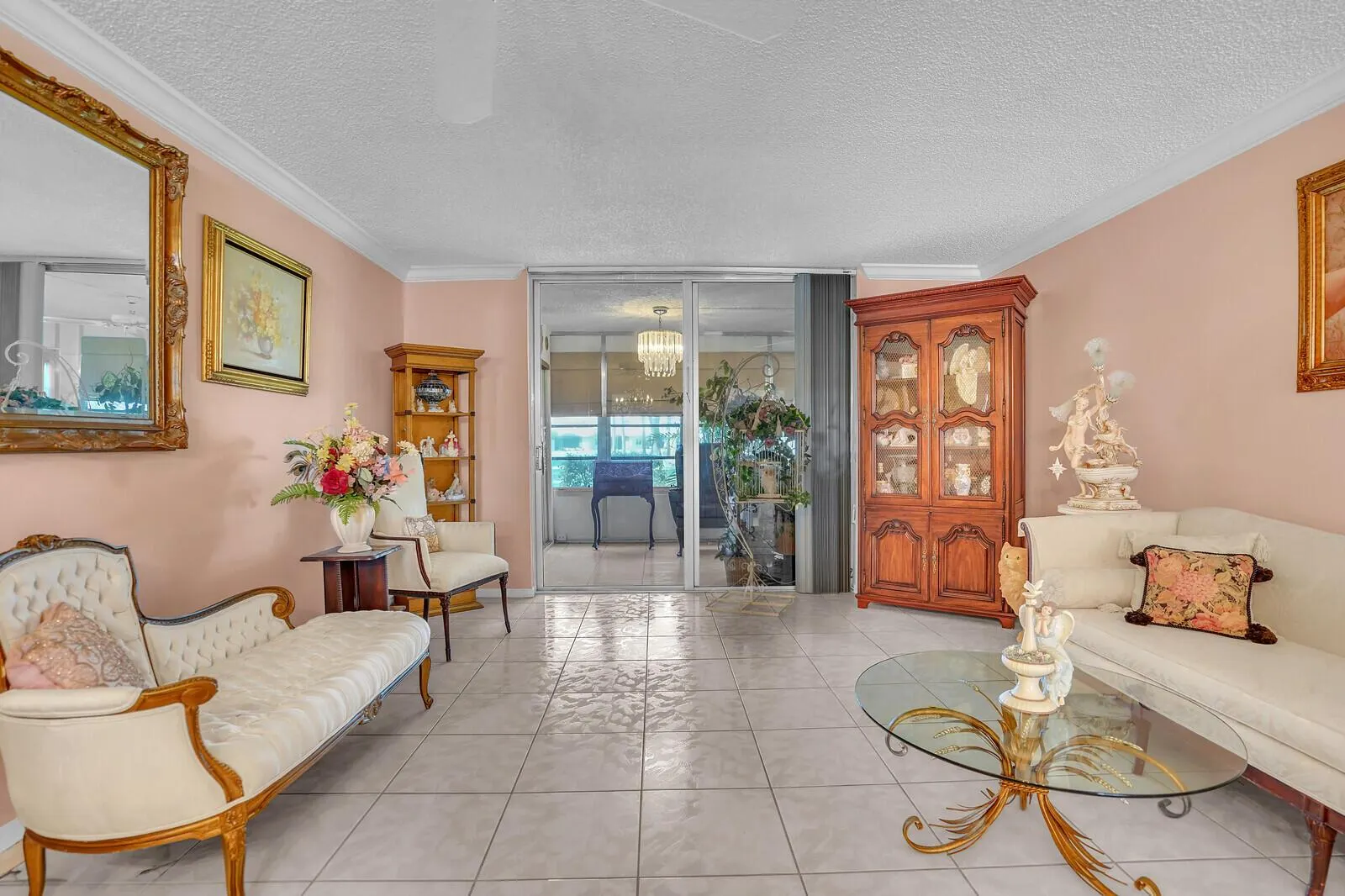 6650 S Oriole Boulevard, #1040