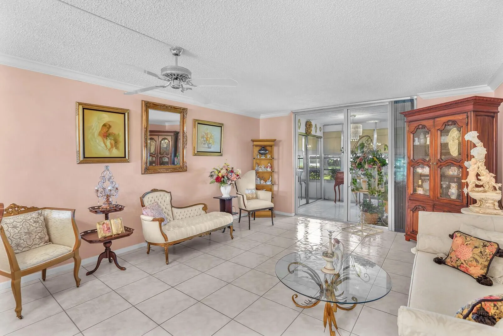 6650 S Oriole Boulevard, #1040