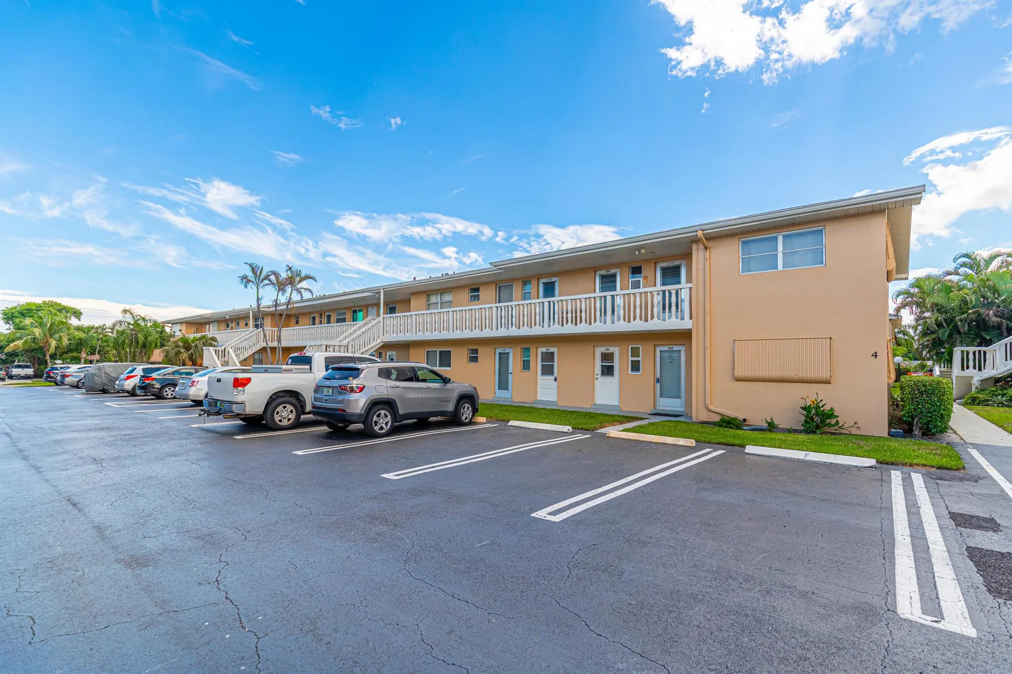 2121 NE 1st Court, #204