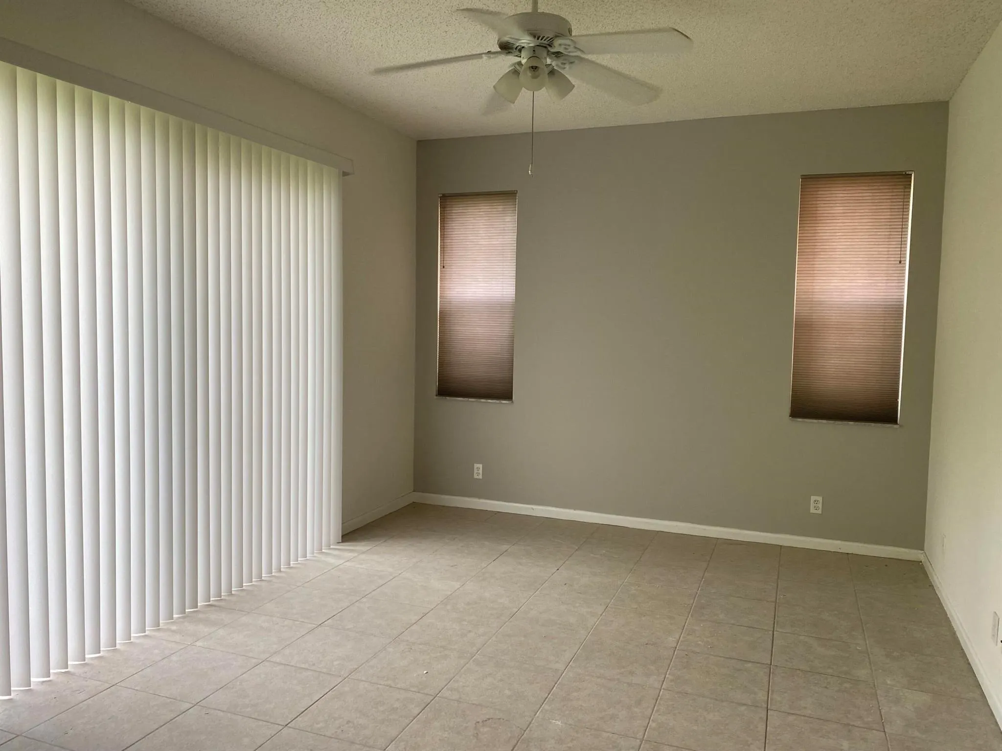 1122 Rialto Drive