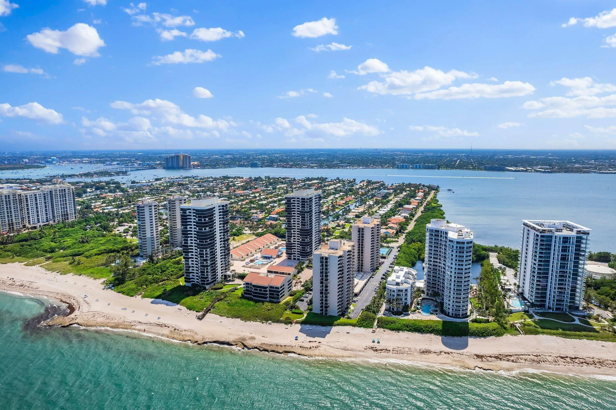 4000 N Ocean Drive, #703