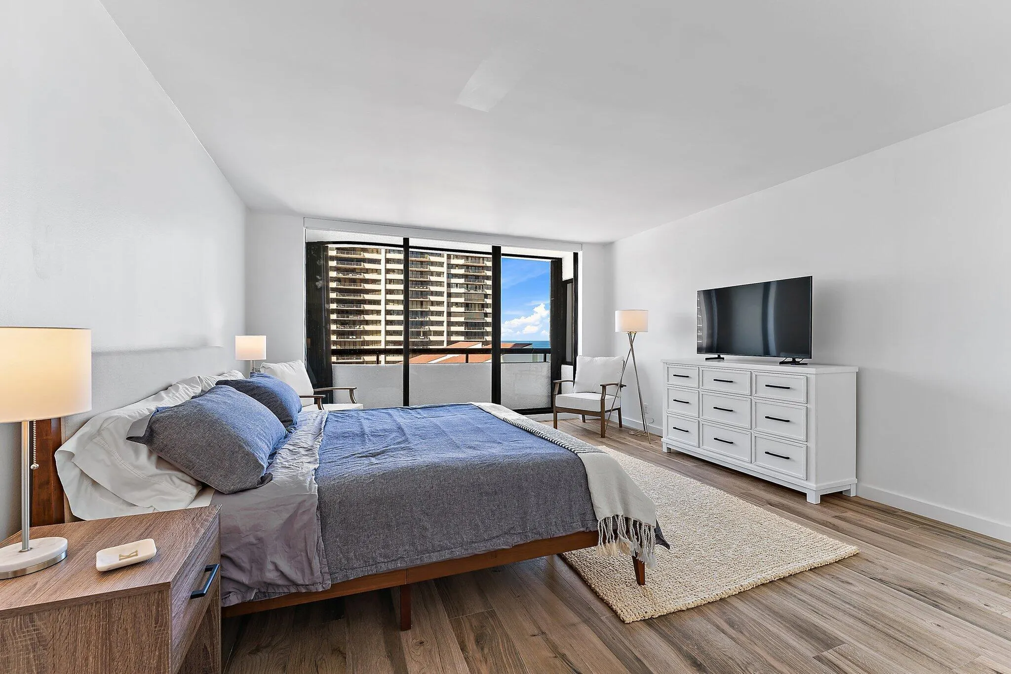 4000 N Ocean Drive, #703