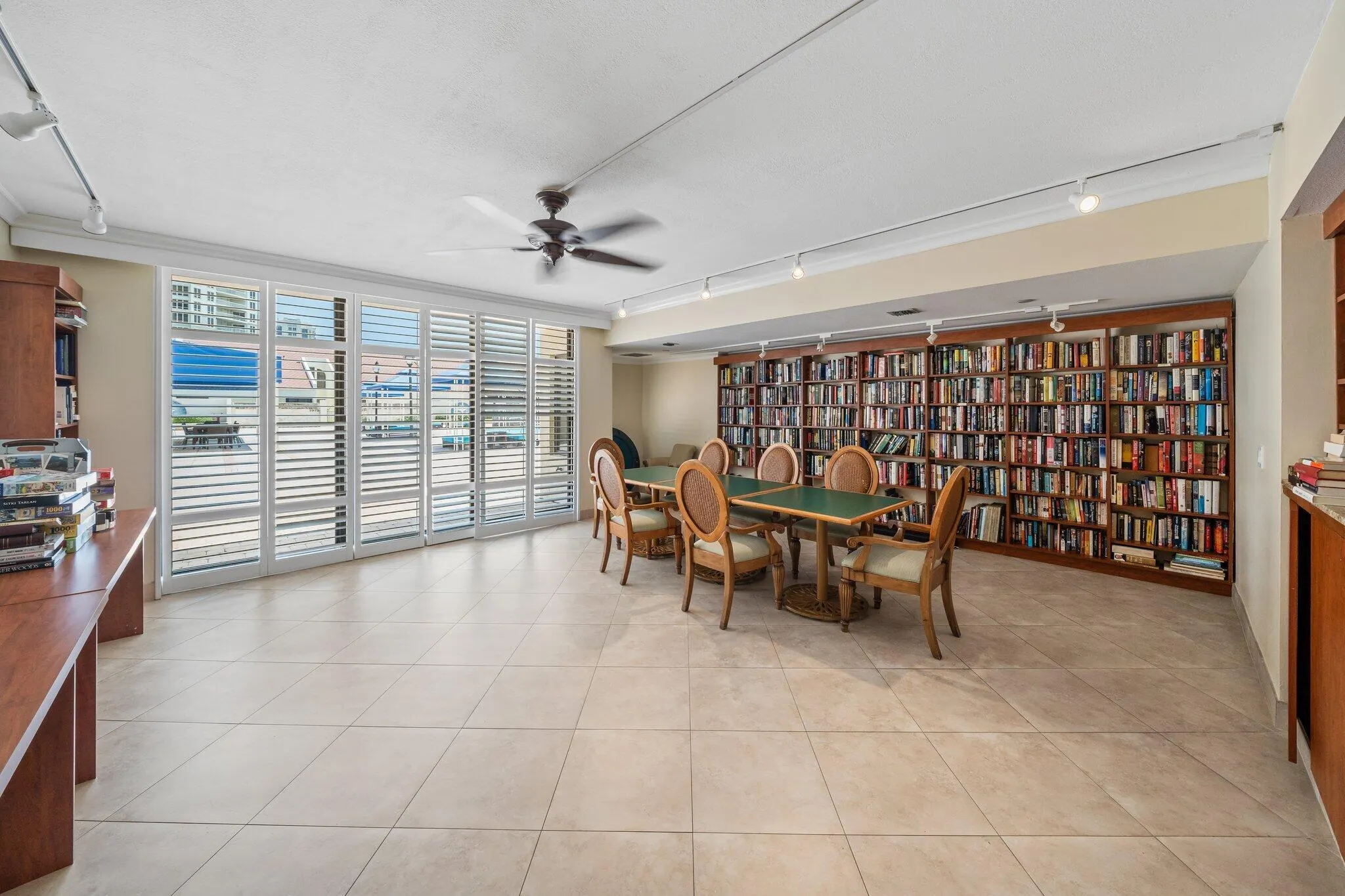 4000 N Ocean Drive, #703