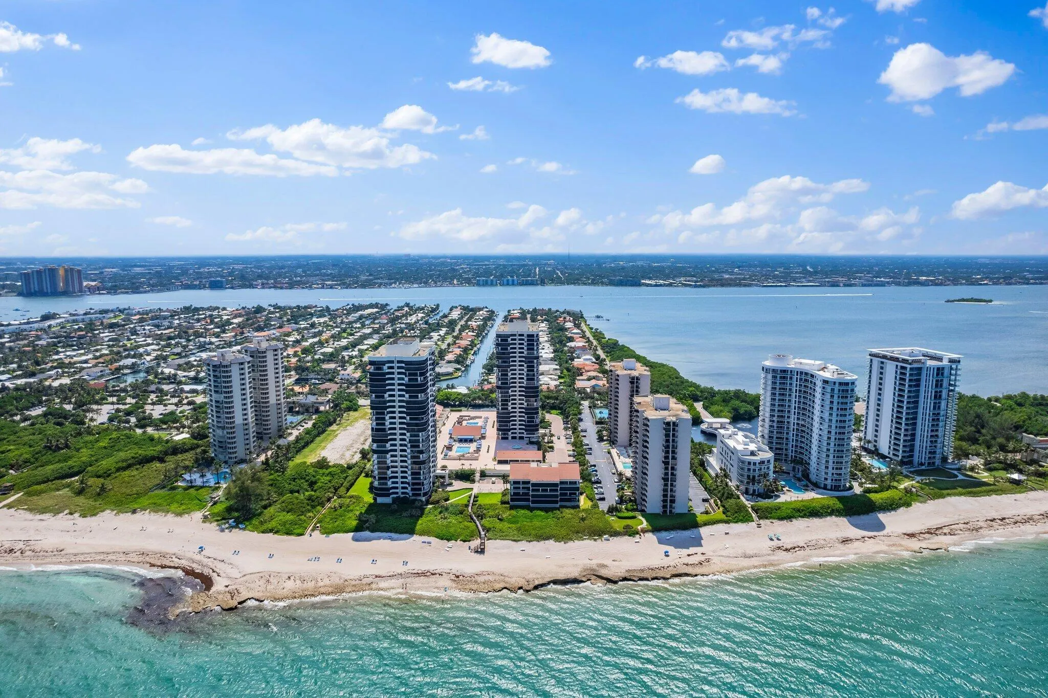 4000 N Ocean Drive, #703