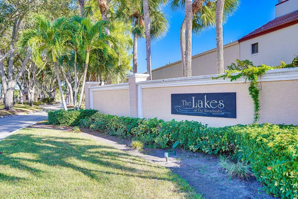 1859 S Dovetail Drive, #1