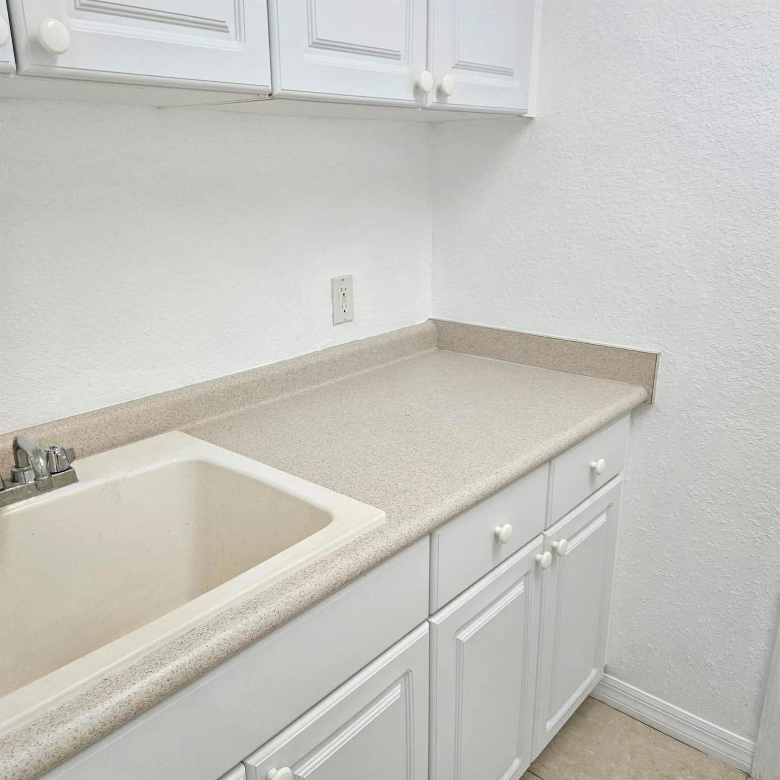 1859 S Dovetail Drive, #1