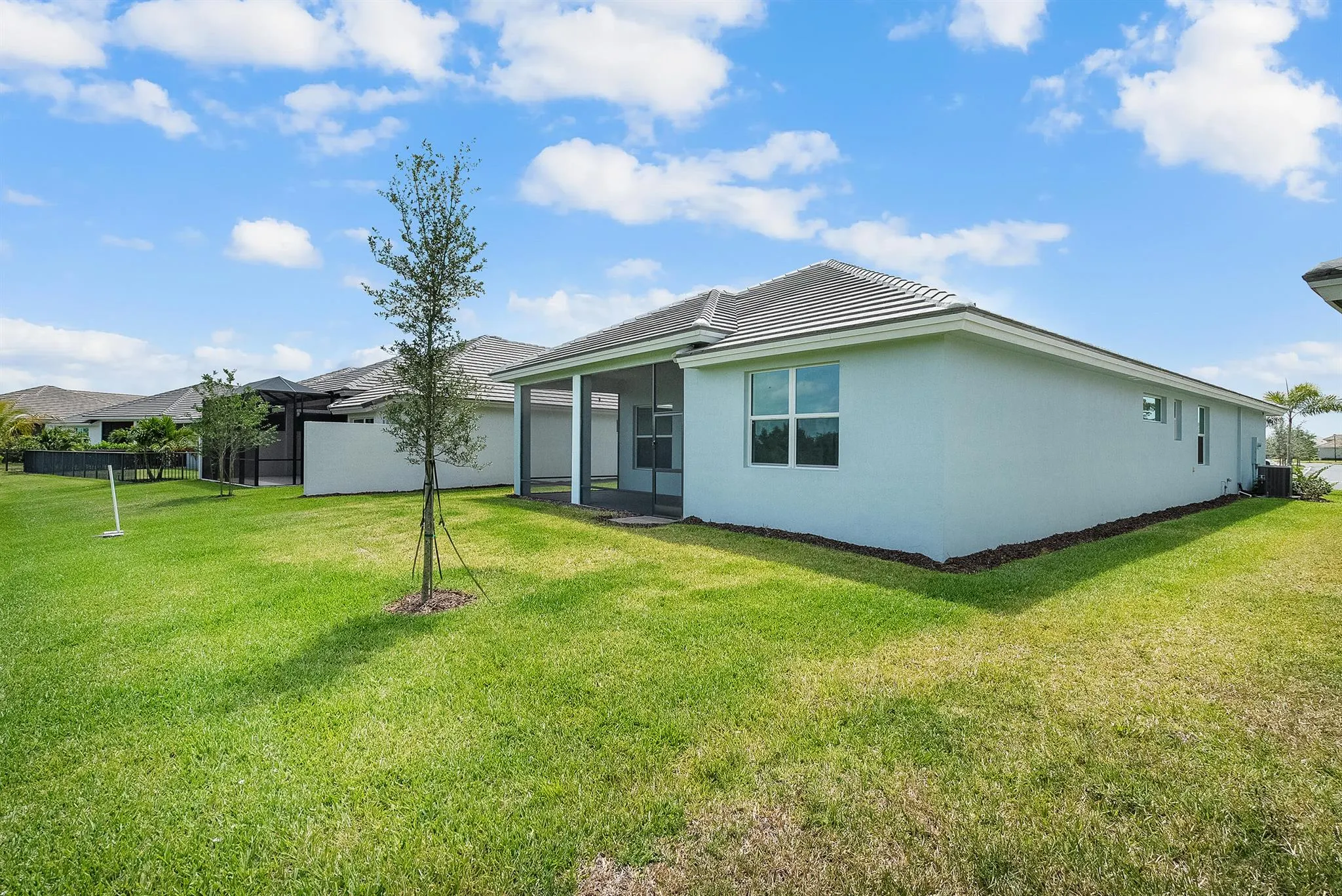 12507 SW Sunrise Lake Terrace