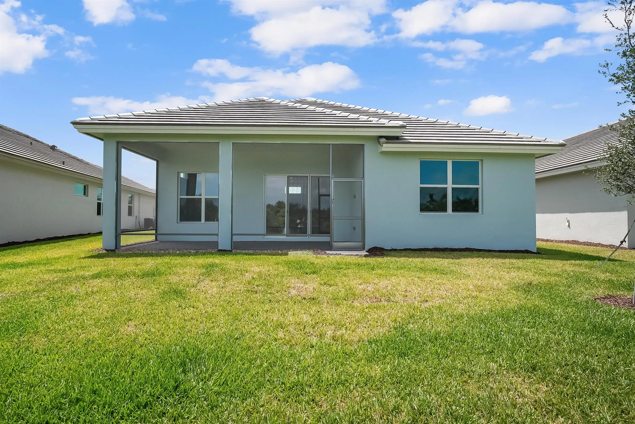 12507 SW Sunrise Lake Terrace
