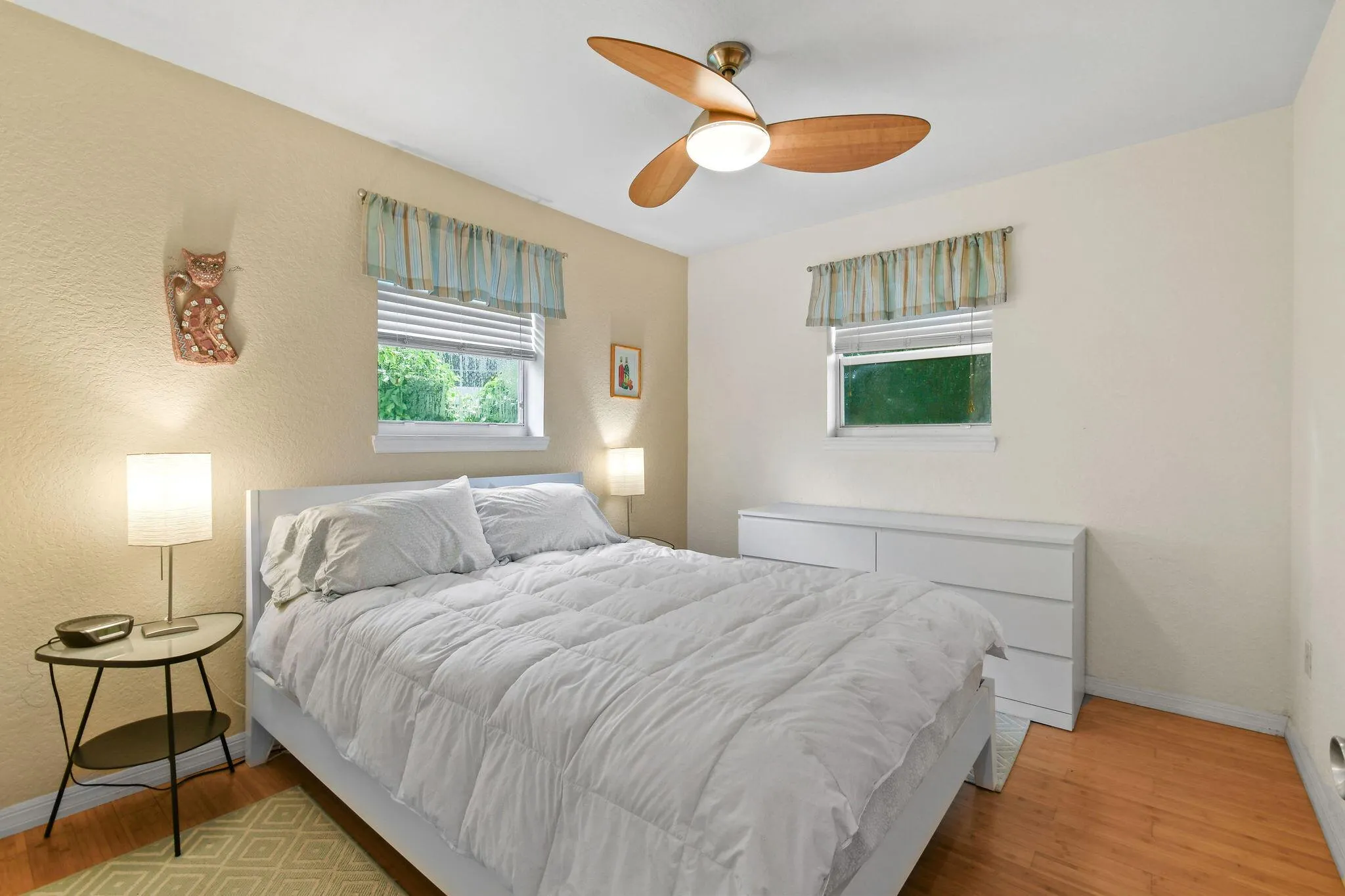 400 Northlake Drive