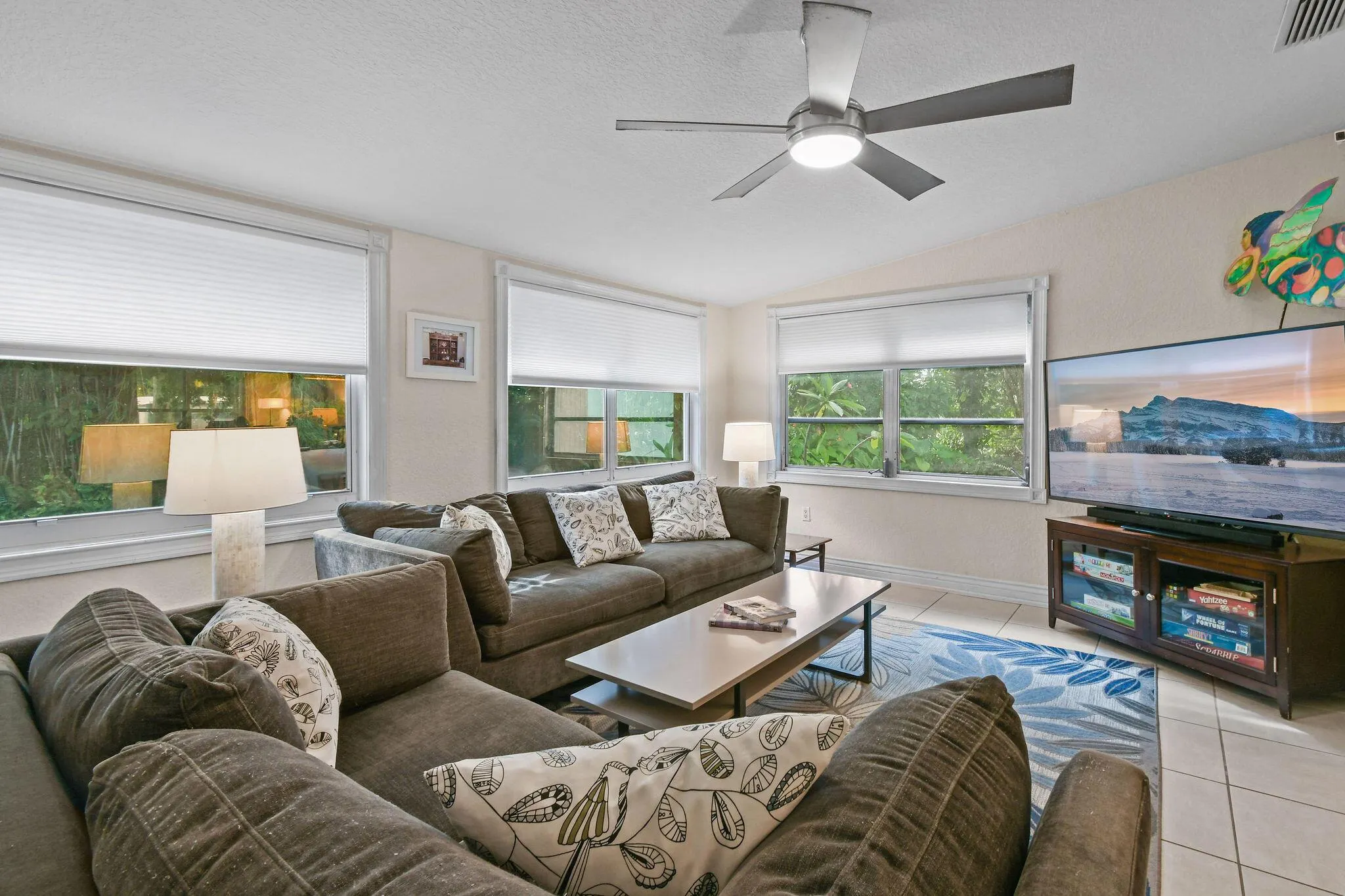 400 Northlake Drive