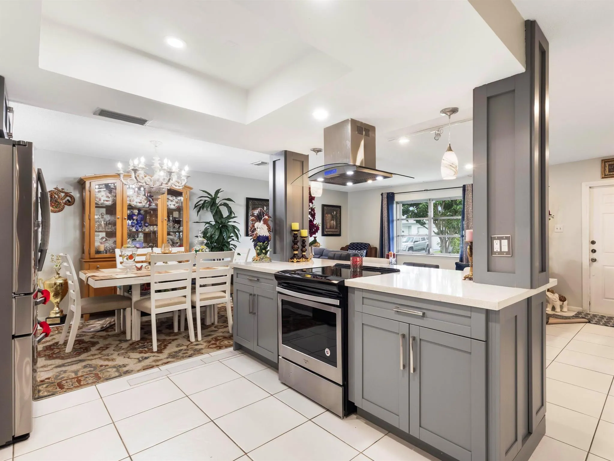 6935 NW 15th Street