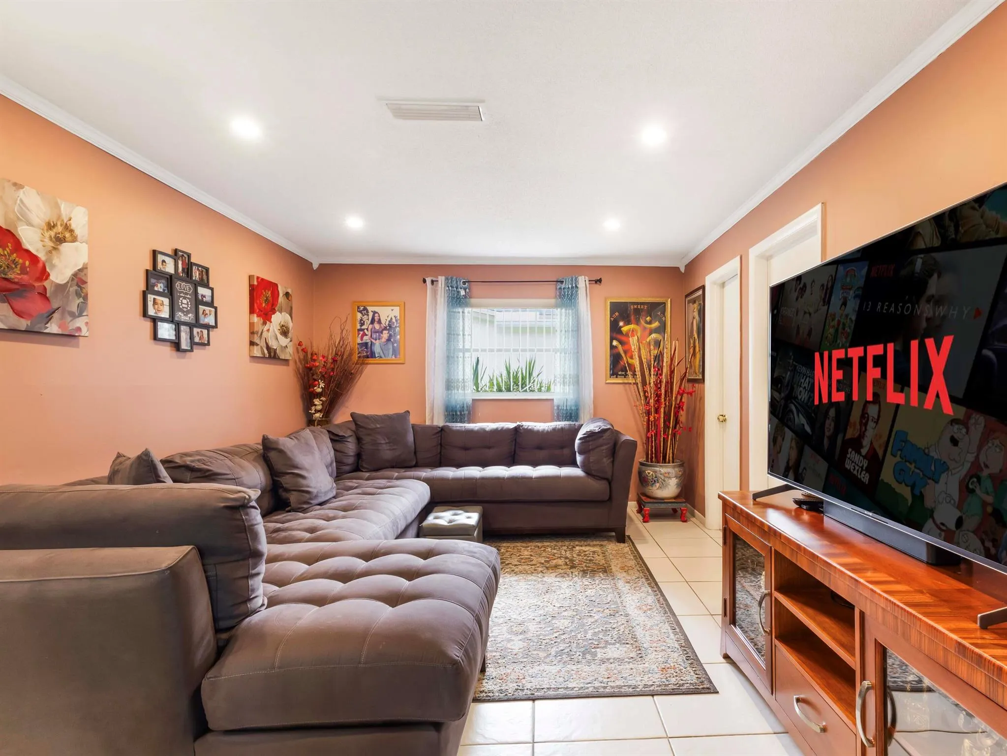 6935 NW 15th Street
