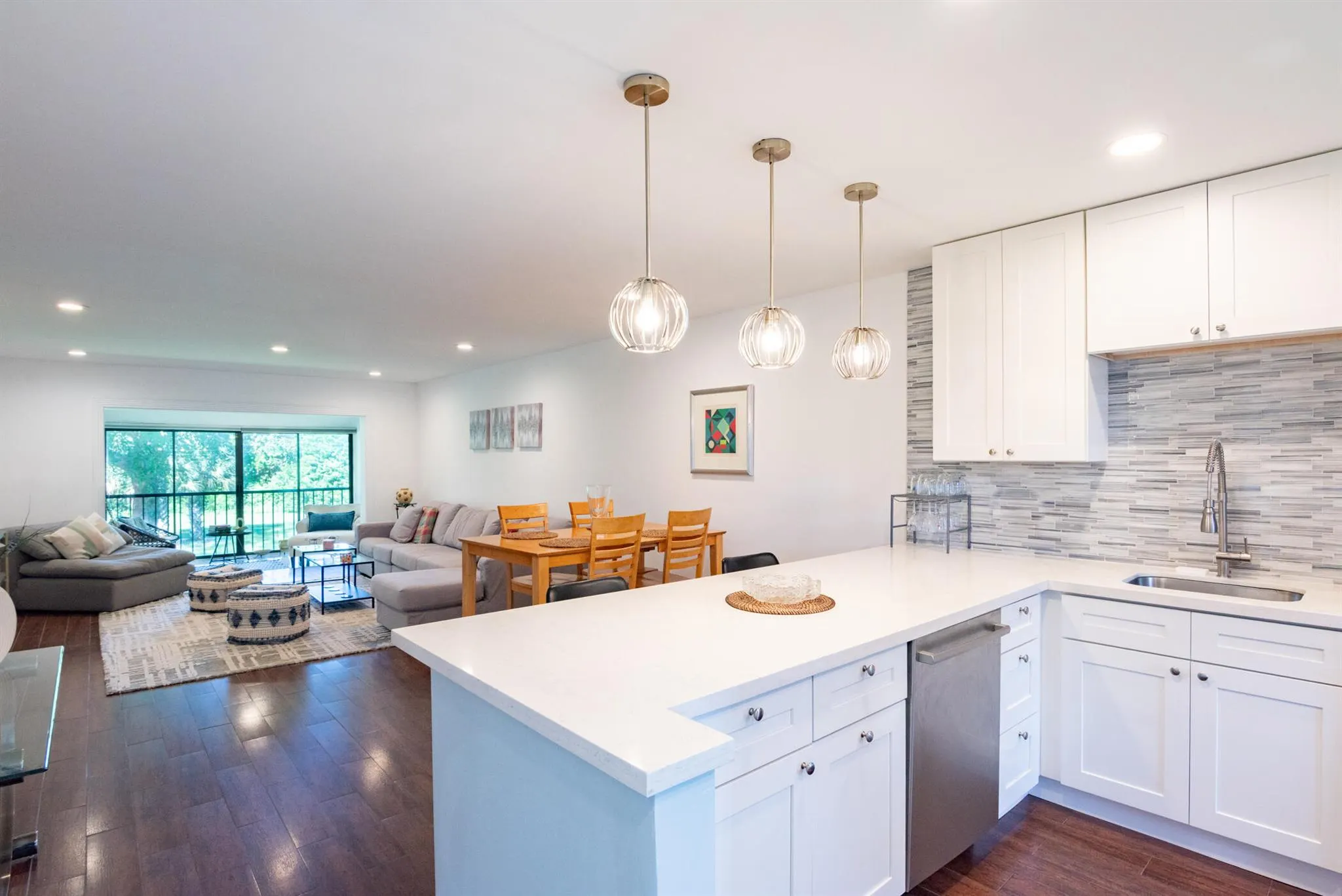 9282 Vista Del Lago, #D