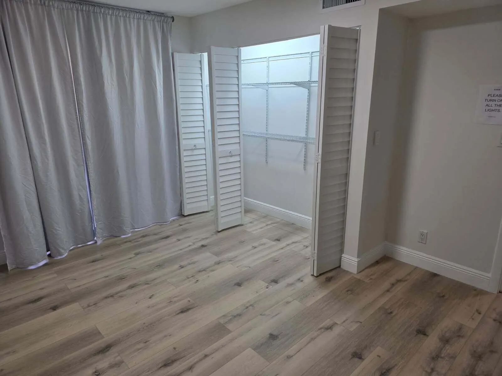 1256 S Military Trail, #915