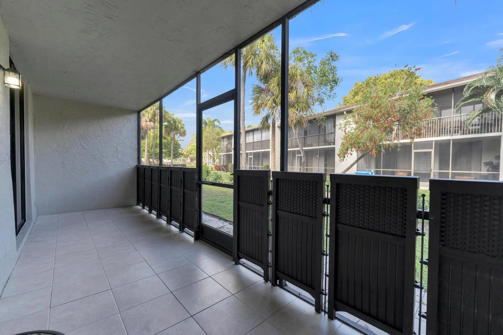 1256 S Military Trail, #915