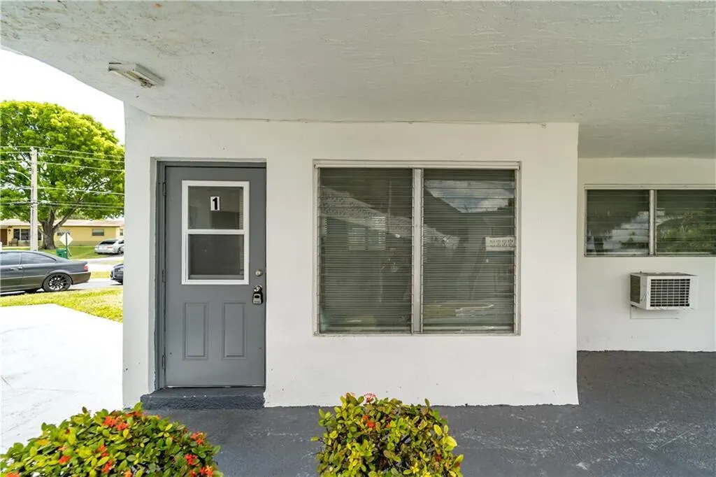 1241 W River Drive, #1