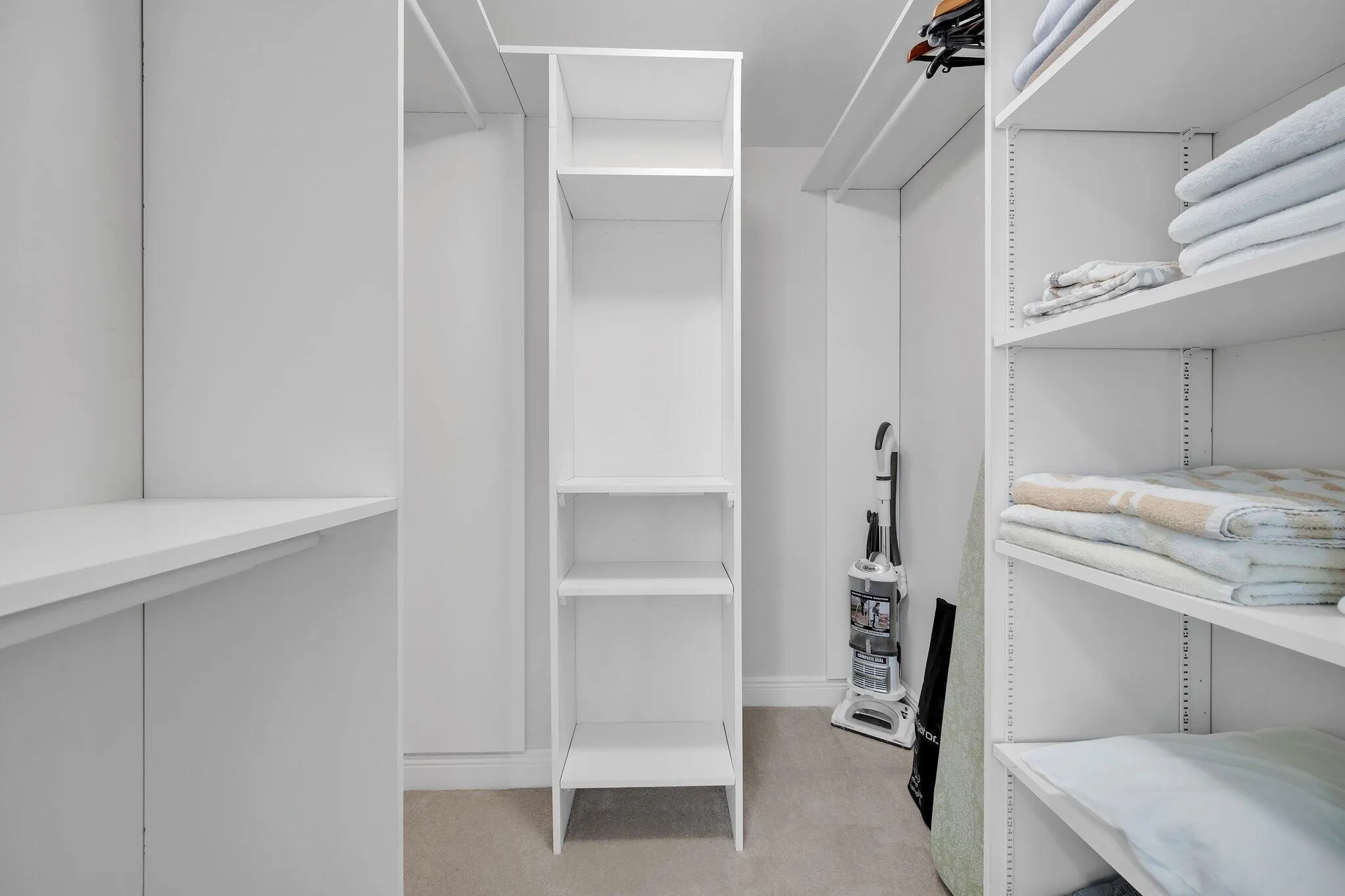 550 Okeechobee Boulevard, #820