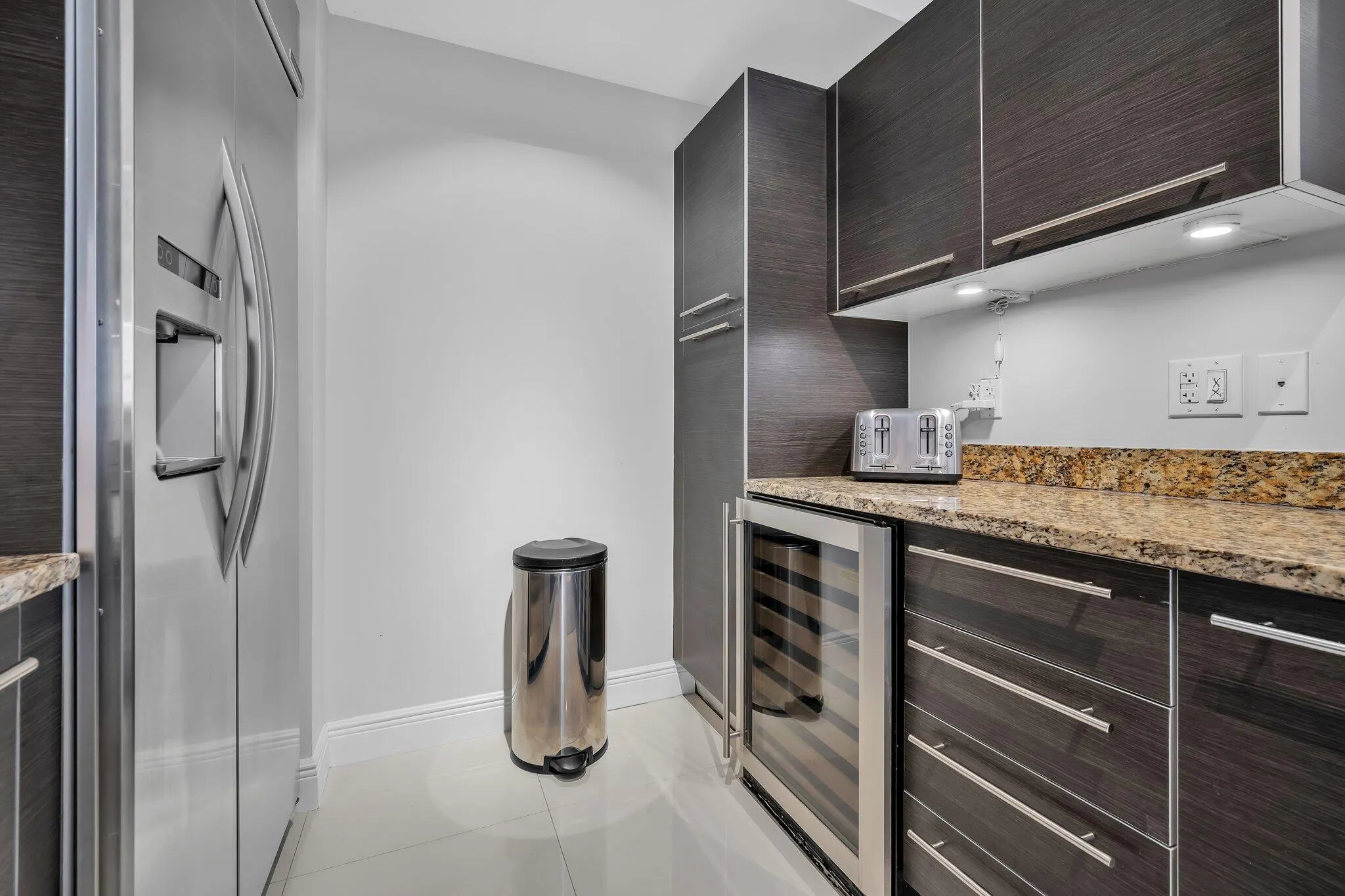 550 Okeechobee Boulevard, #820