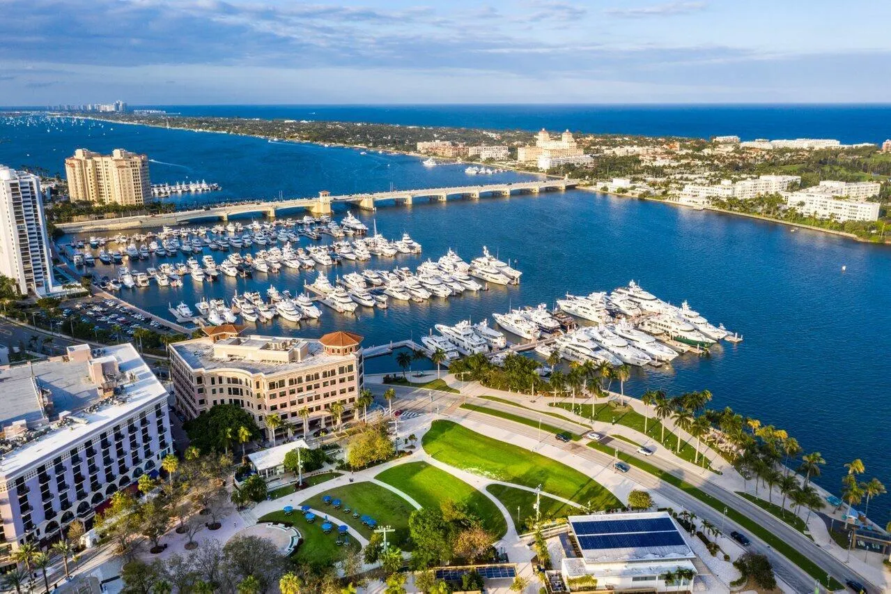 550 Okeechobee Boulevard, #820