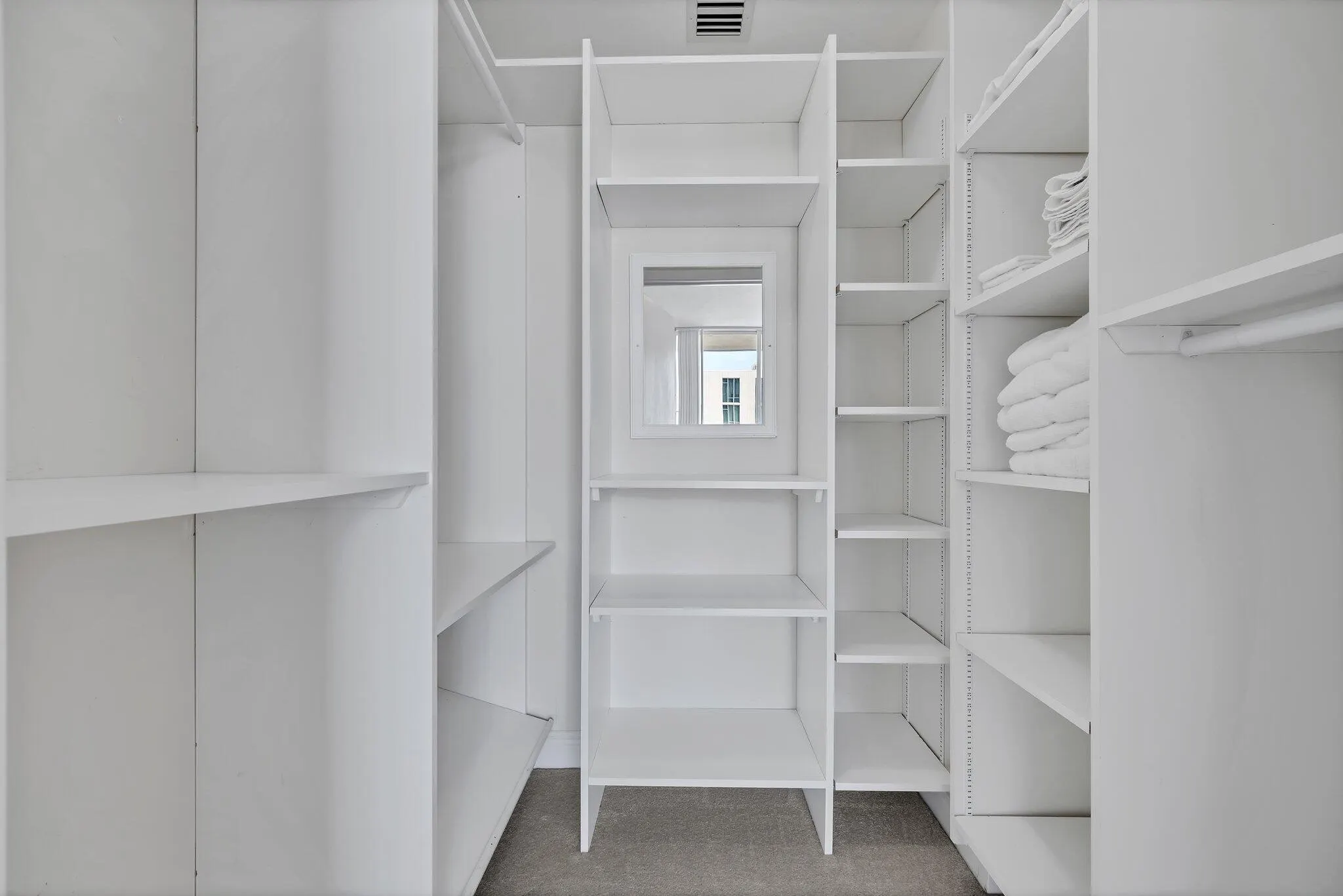 550 Okeechobee Boulevard, #820