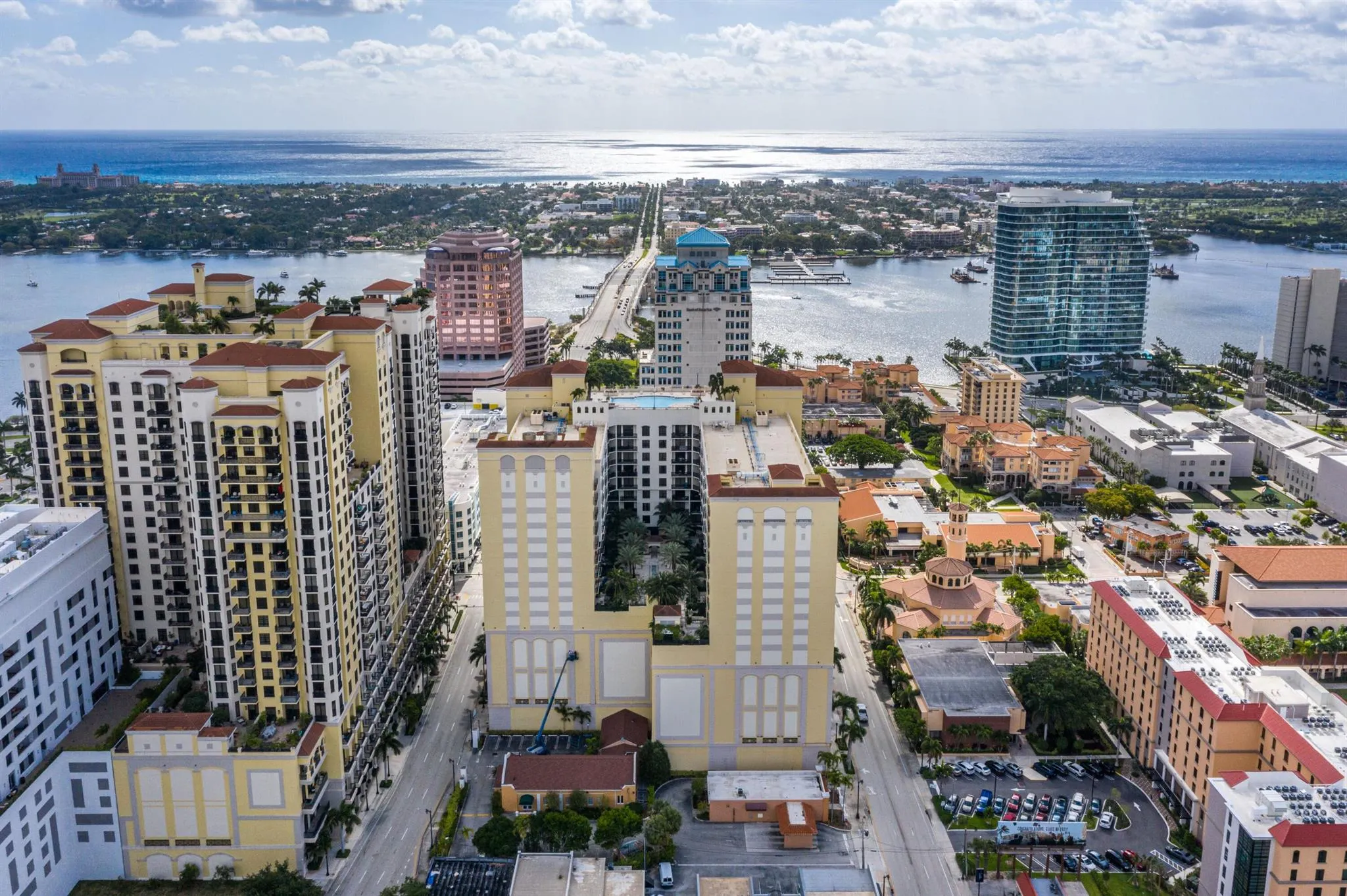 550 Okeechobee Boulevard, #820