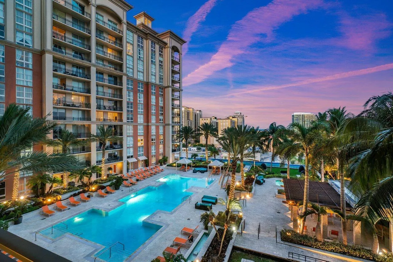 550 Okeechobee Boulevard, #820