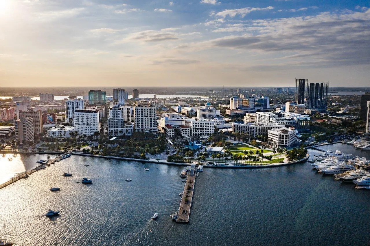 550 Okeechobee Boulevard, #820