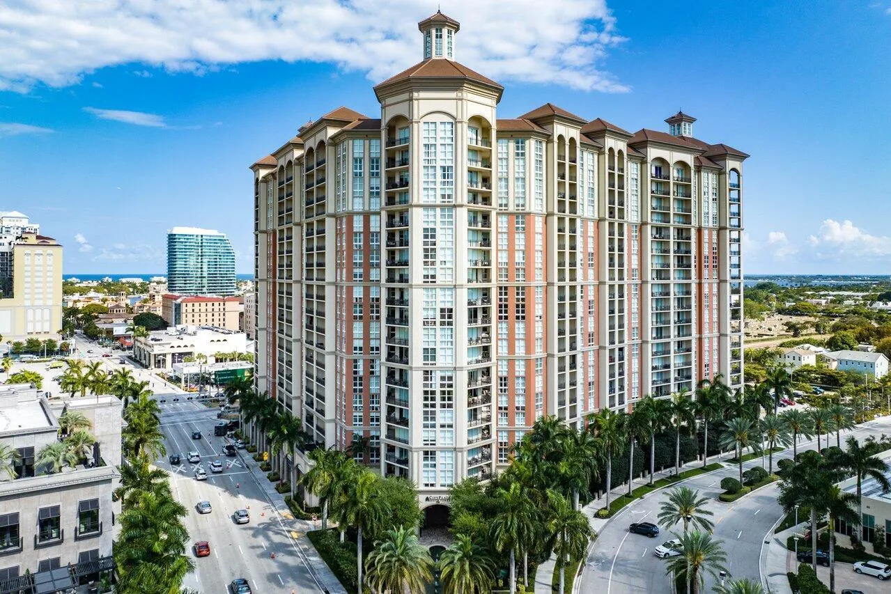 550 Okeechobee Boulevard, #820