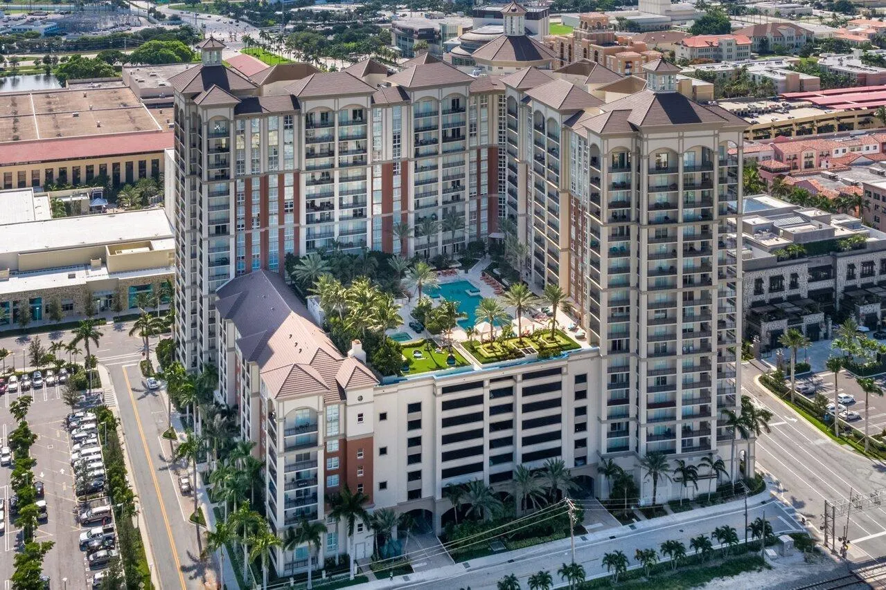 550 Okeechobee Boulevard, #820