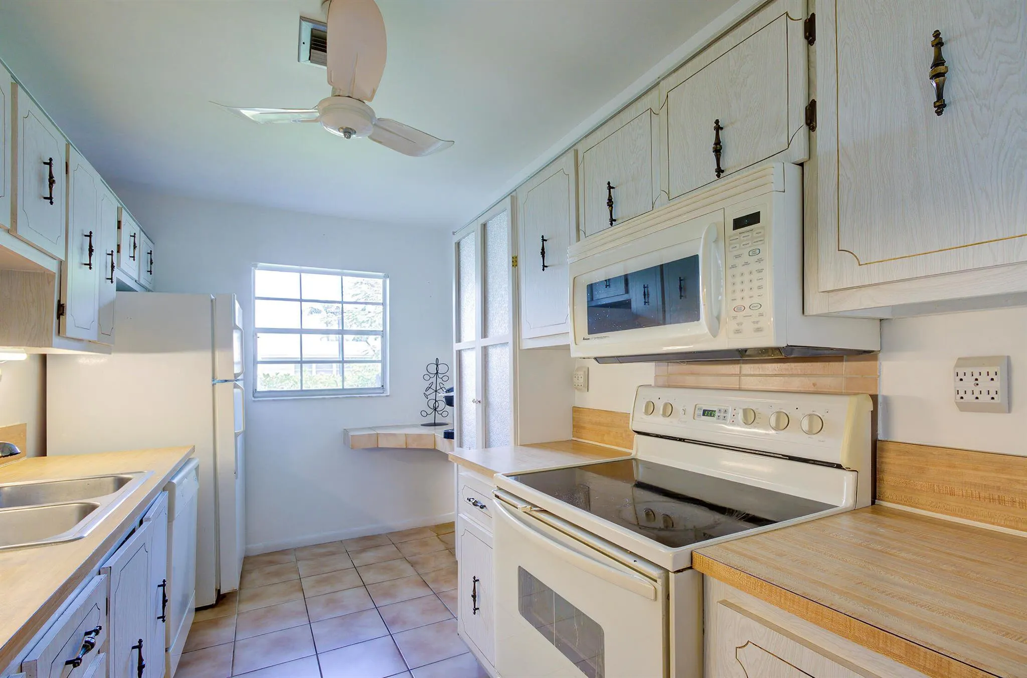 14412 Canalview Drive, #C