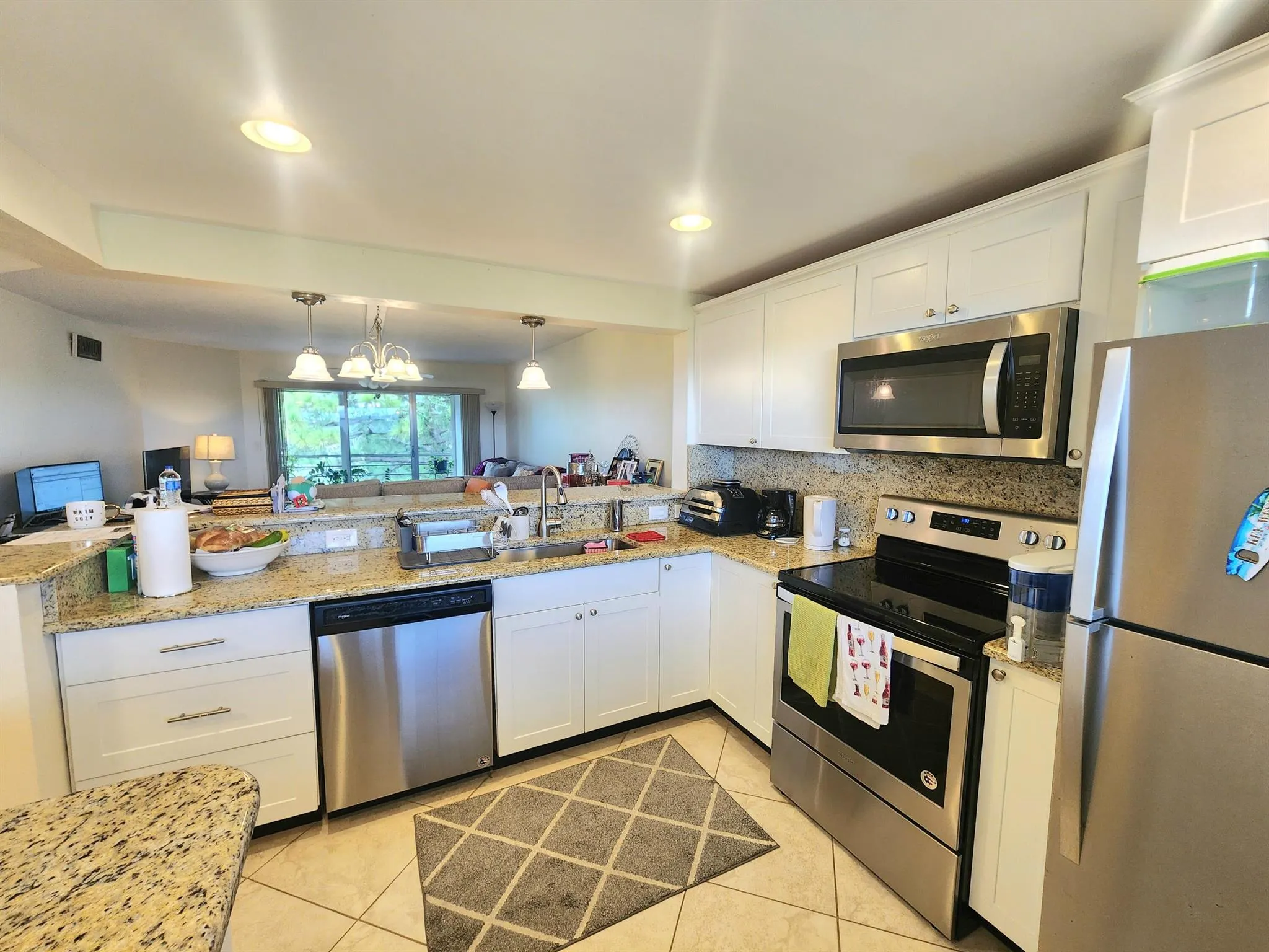 3755 Via Poinciana, #607