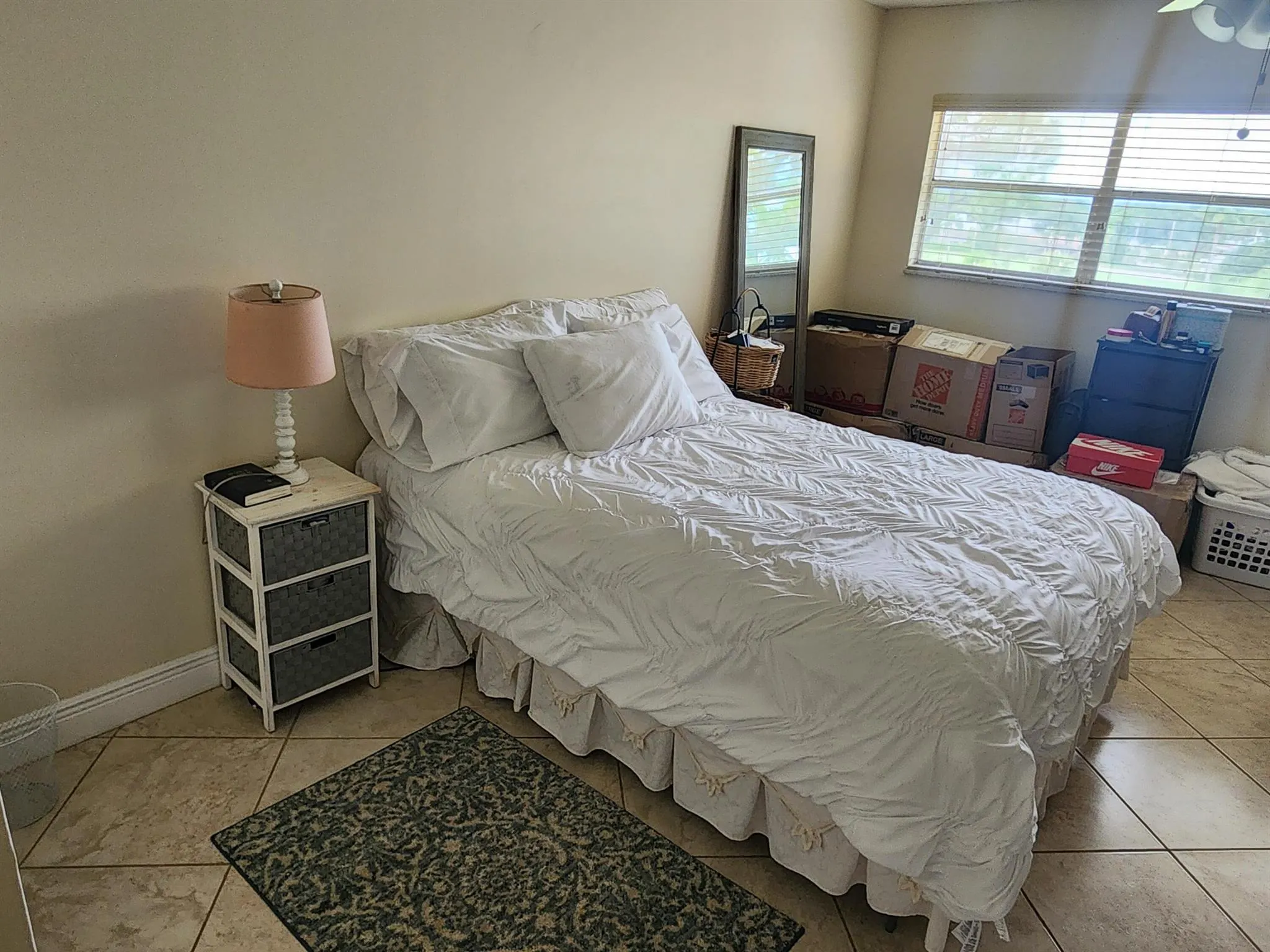 3755 Via Poinciana, #607
