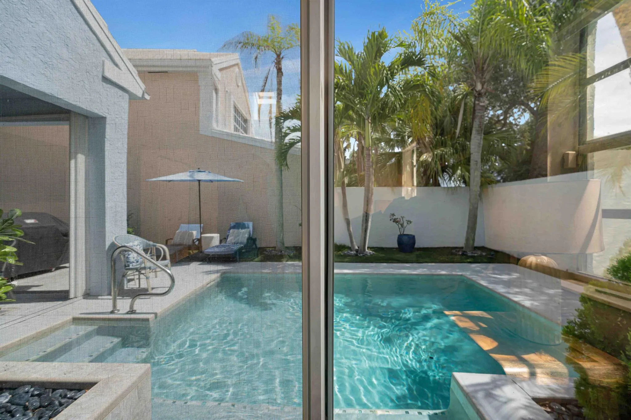 17 Blenheim Court