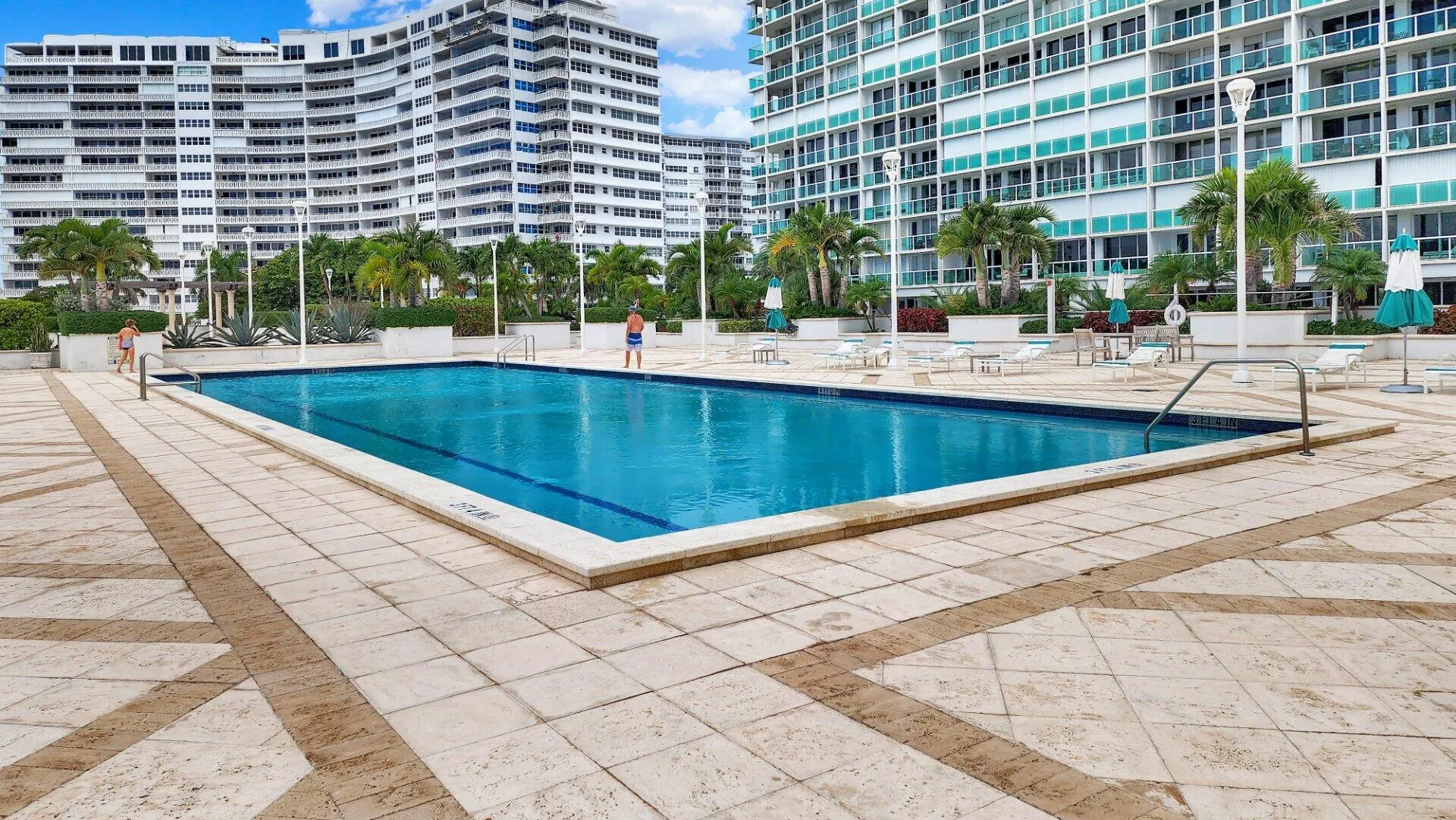 2200 S Ocean Lane, #805